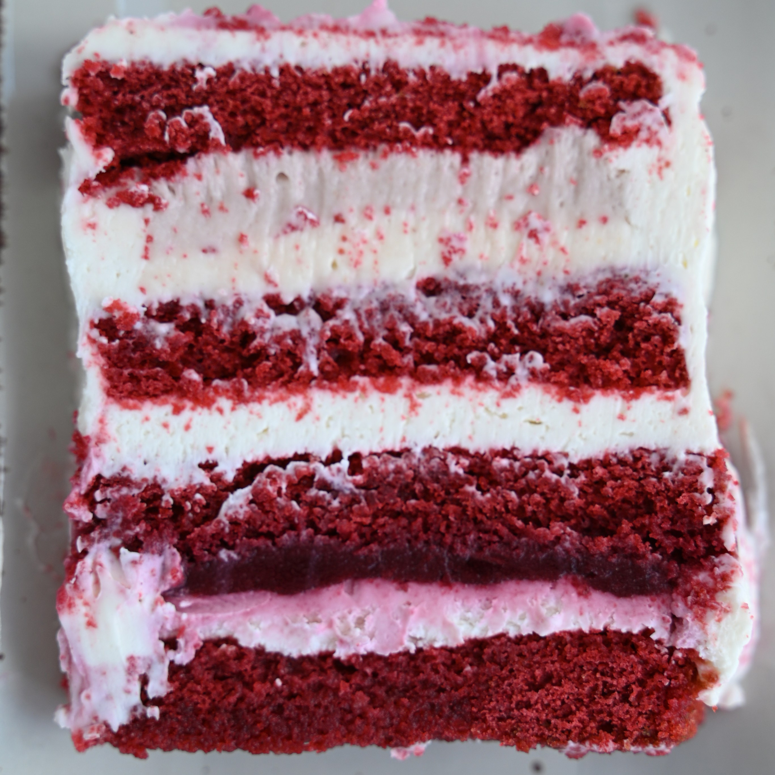 Разрез торта Красный бархат