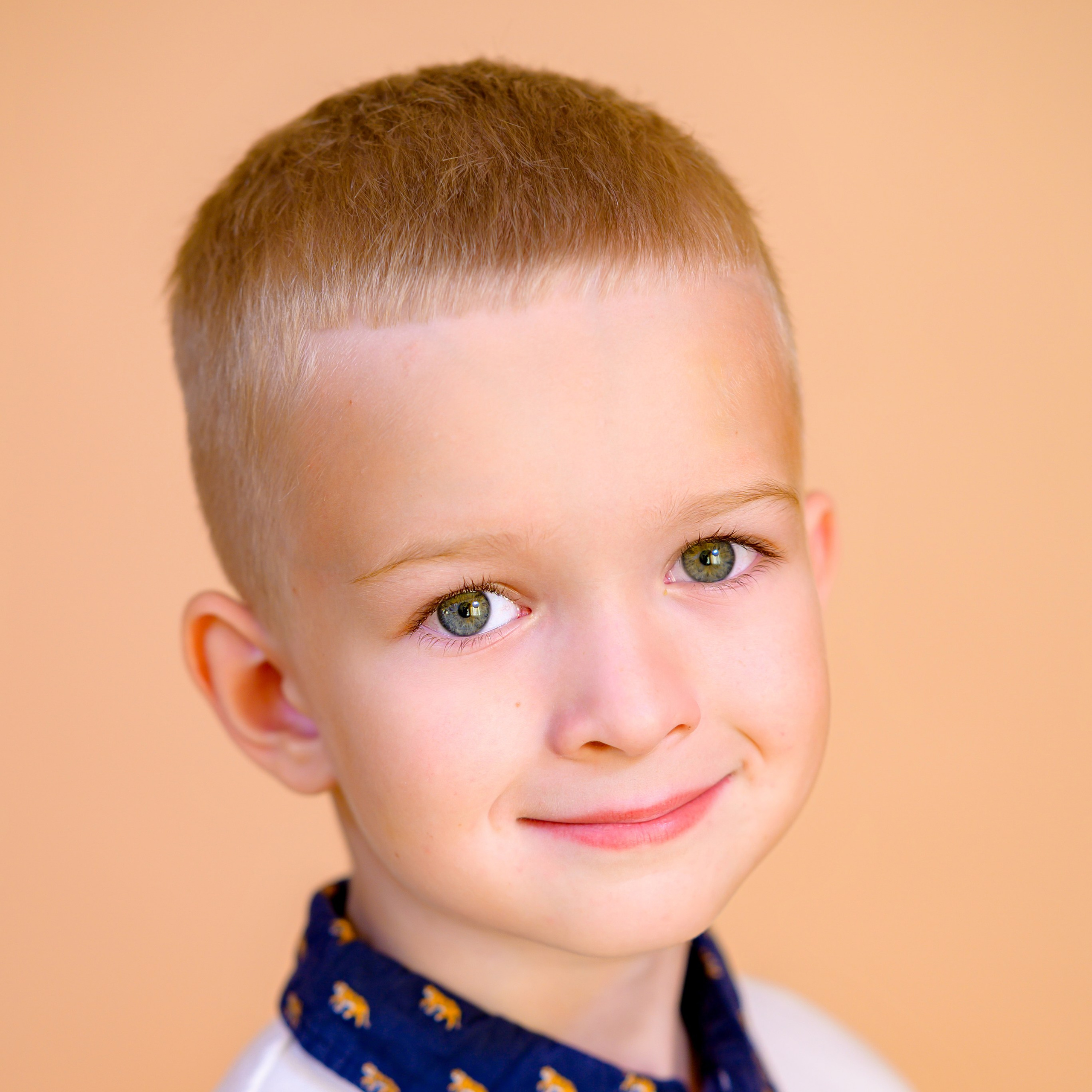 Выпускные альбомы. Выпускные альбомы в Туле и Тульской области для школ и детских садов