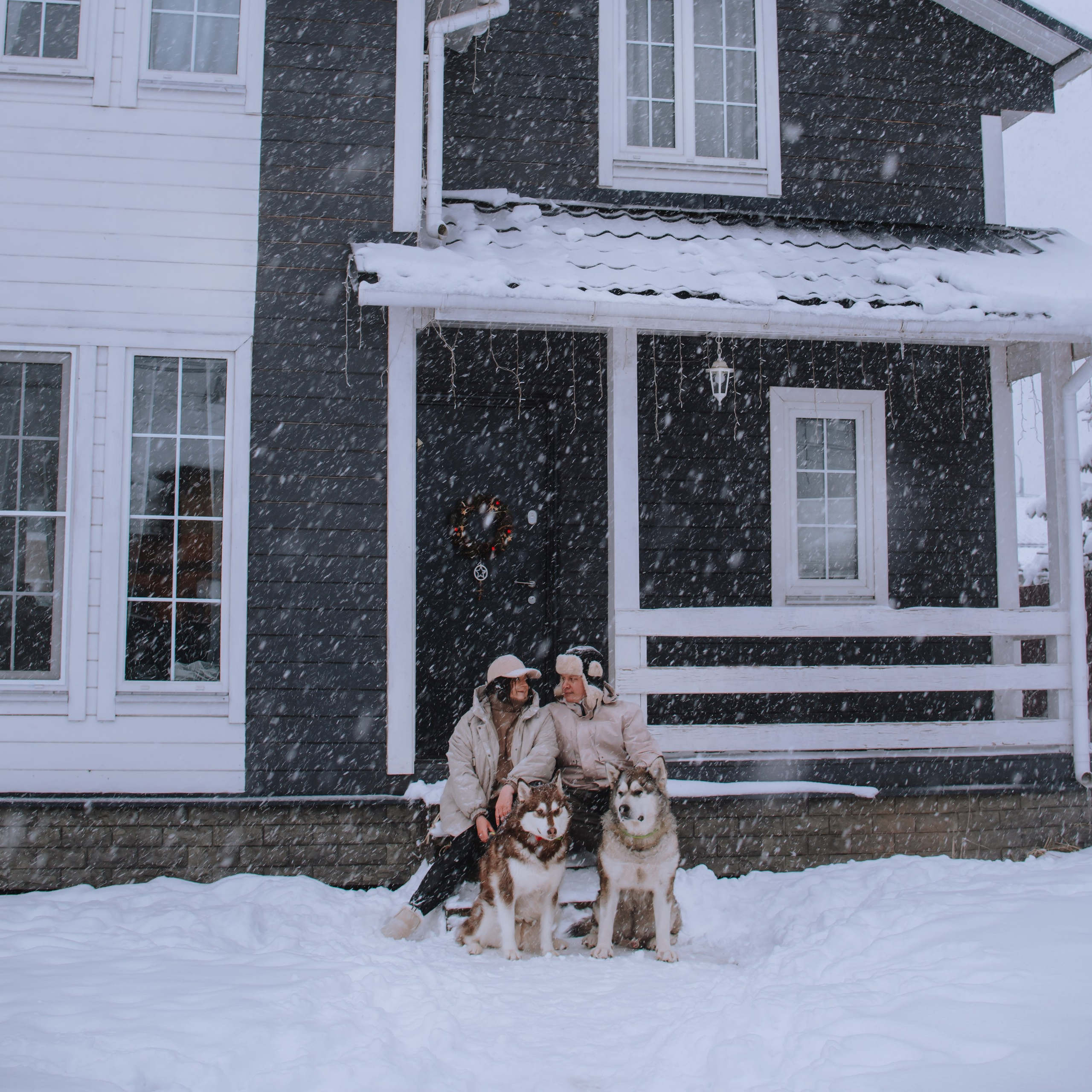 Контакты. Свадебный и семейный фотограф в Москве Сажина Кристина КиМ. Свадебный оператор в Москве Сажин Максим