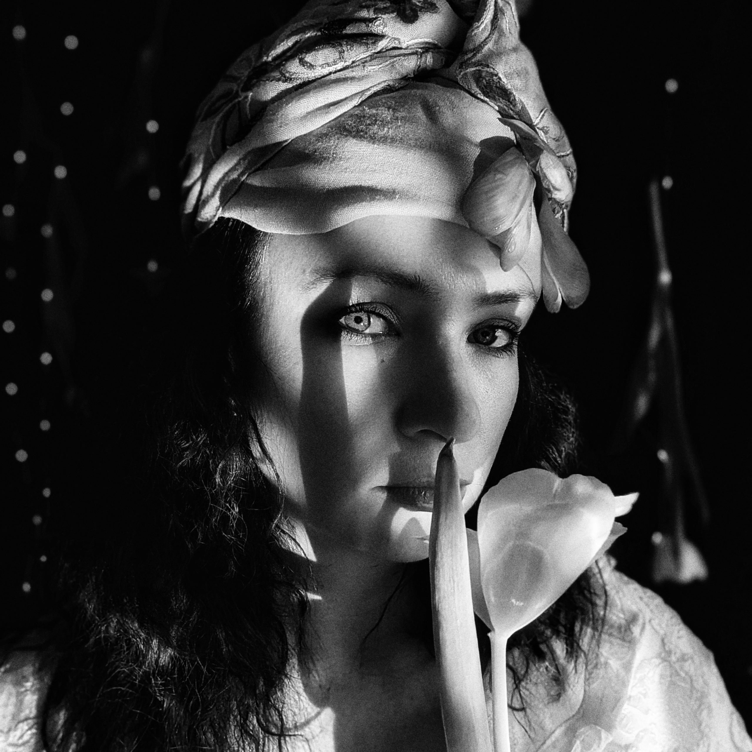 Irina Bagdasarova (Russia). UNUSUAL TALENT magazine