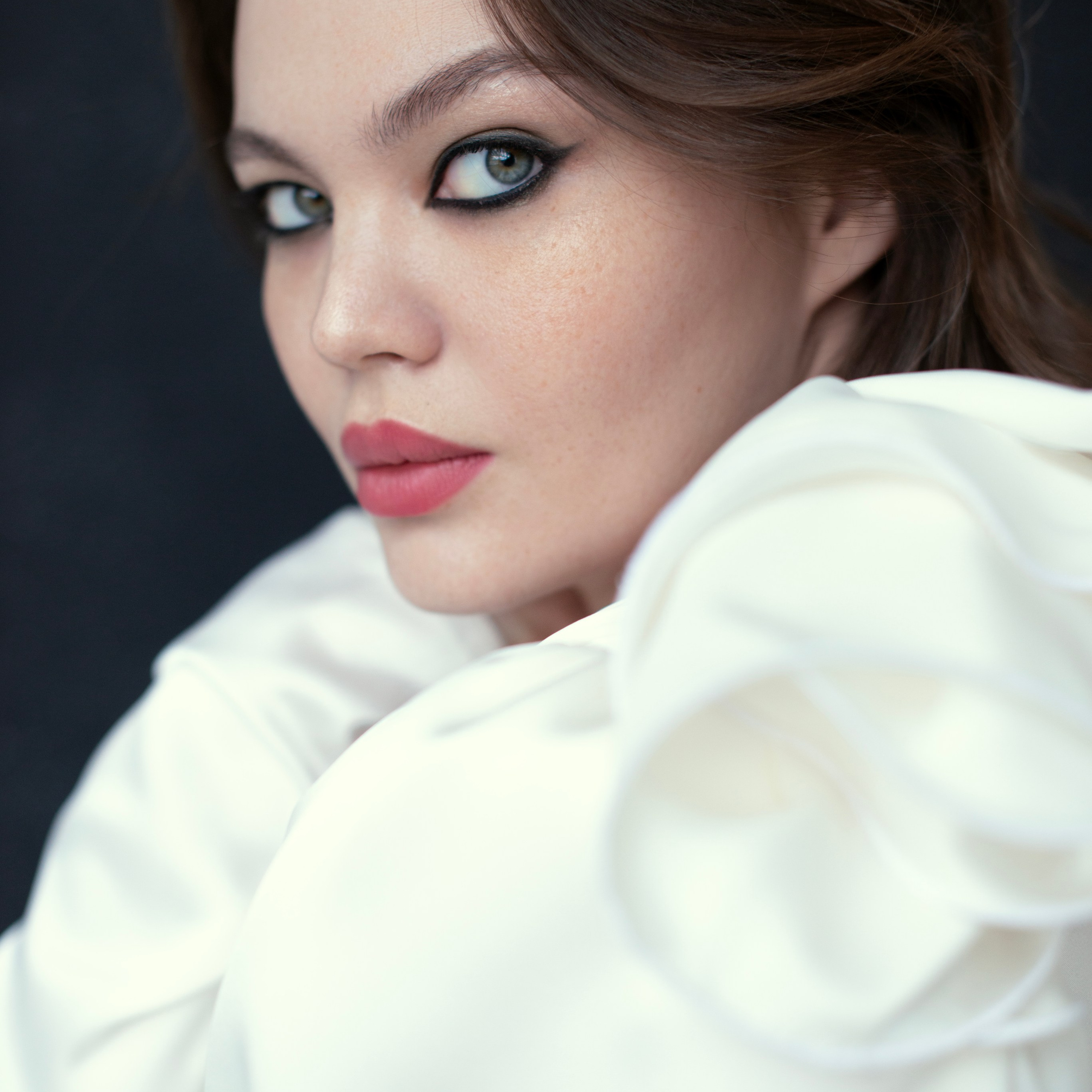 Услуги. Фотограф в Санкт-Петербурге (портрет, индивидуальные, творческие съемки, каталог)