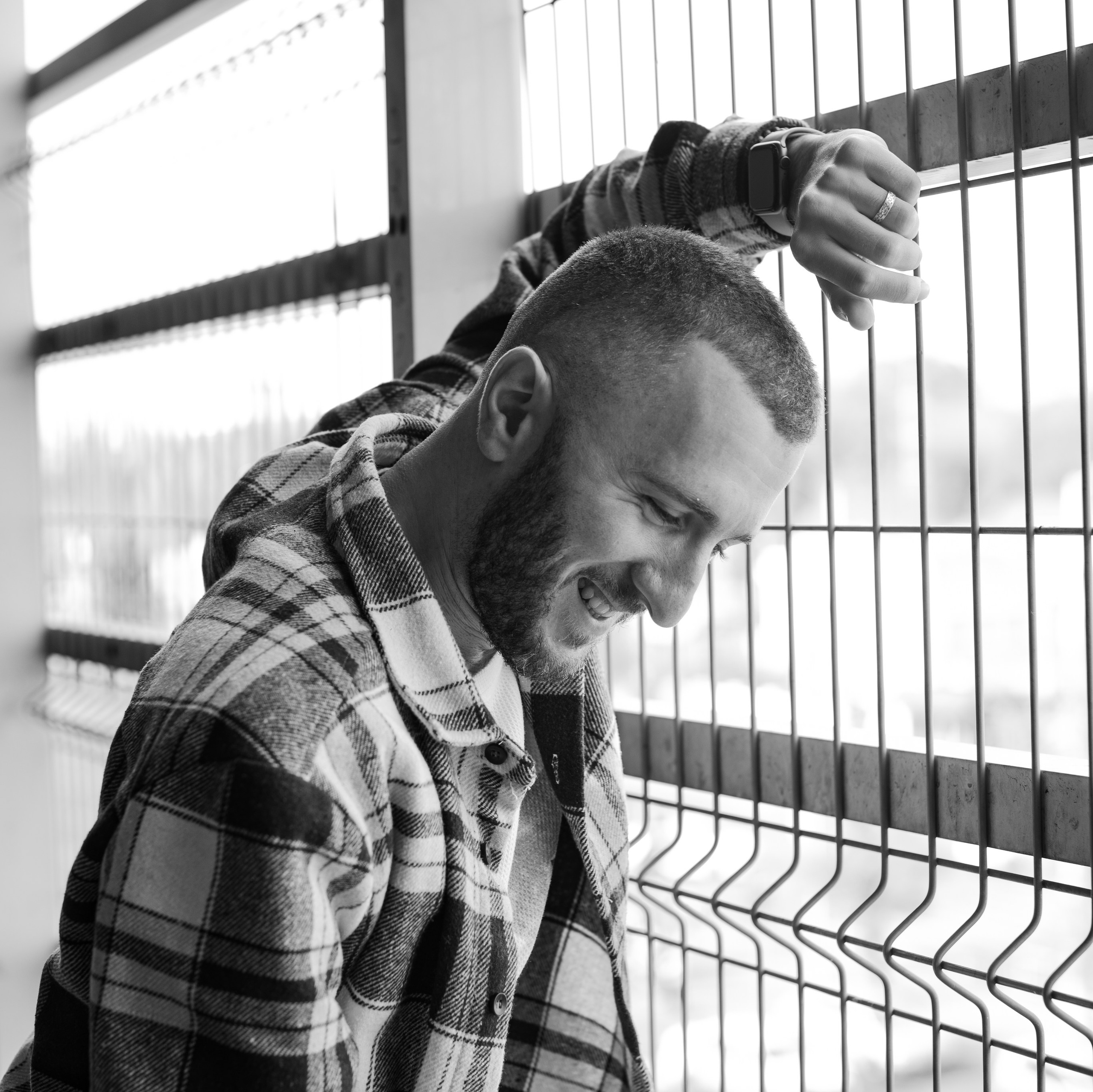 Контакты. Рудольф Маркарян — Бизнес фотограф в Краснодаре