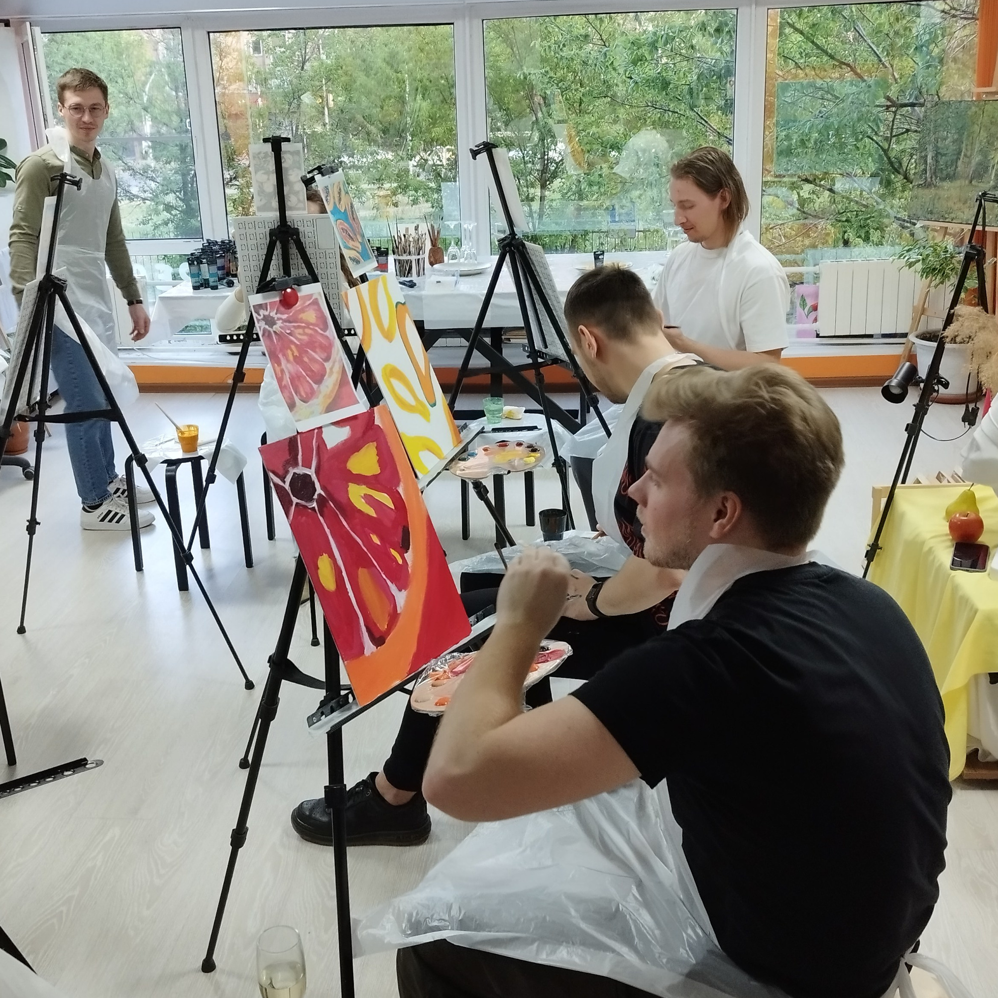 Подарок для творческого человека на день рождения. Арт-вечеринки и мастер-классы в Москве для взрослых и детей