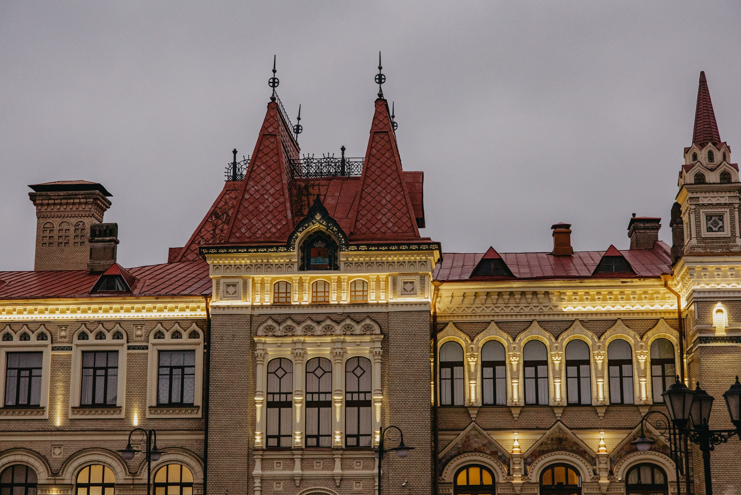 МАРШРУТ 3. ФОТОИСТОРИЯ. УСКОЛЬЗАЮЩАЯ КРАСОТА В ДЕТАЛЯХ