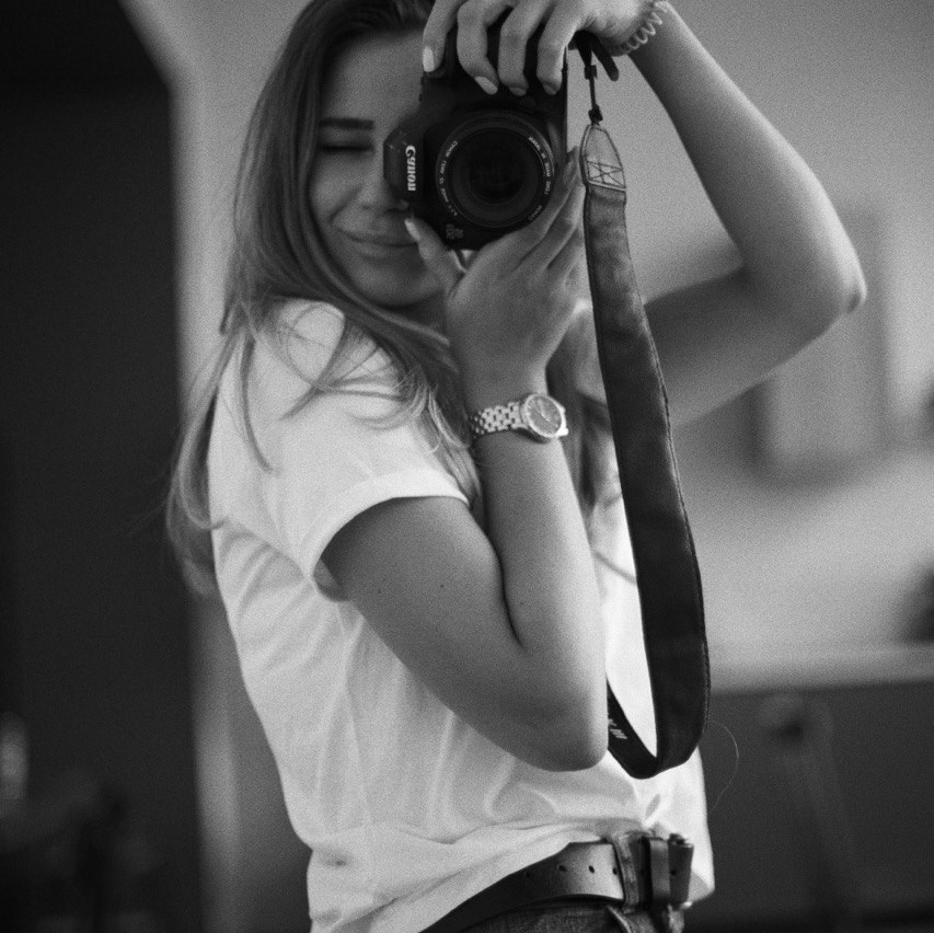 Contacts. Фотограф Юлия Польская