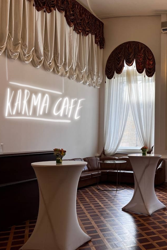 Выставка про Идеальный интерфейс / Рокетбанк / Екатерининское собрание