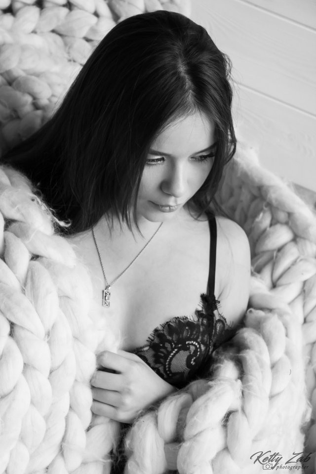 Портретная фотосессия, студийные съемки Екатеринбург от Ketty Zabelina. ТОПовый фотограф новорожденных newborn и беременности, Екатеринбург