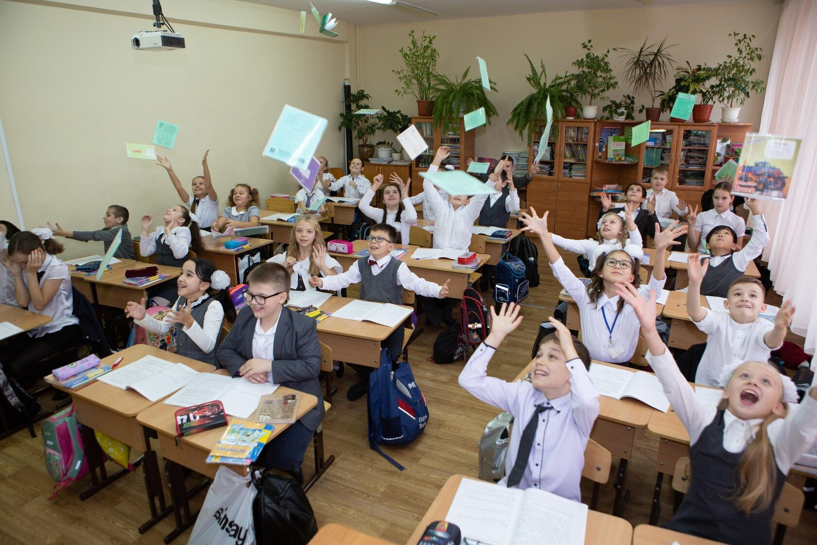 Съёмка для выпускного альбома в классе