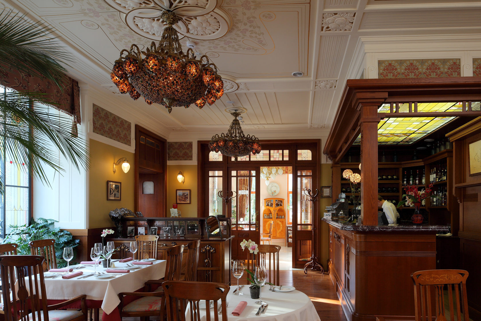 Красивые отели Москвы. Фото Радости. Свадебный и семейный фотограф в Москве Юлия Самойлова