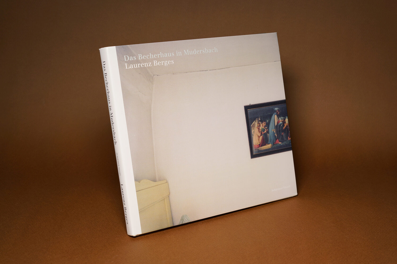 Texts about photobooks. Фотограф и исследователь фотографии из Санкт-Петербурга Елизавета Веприцкая