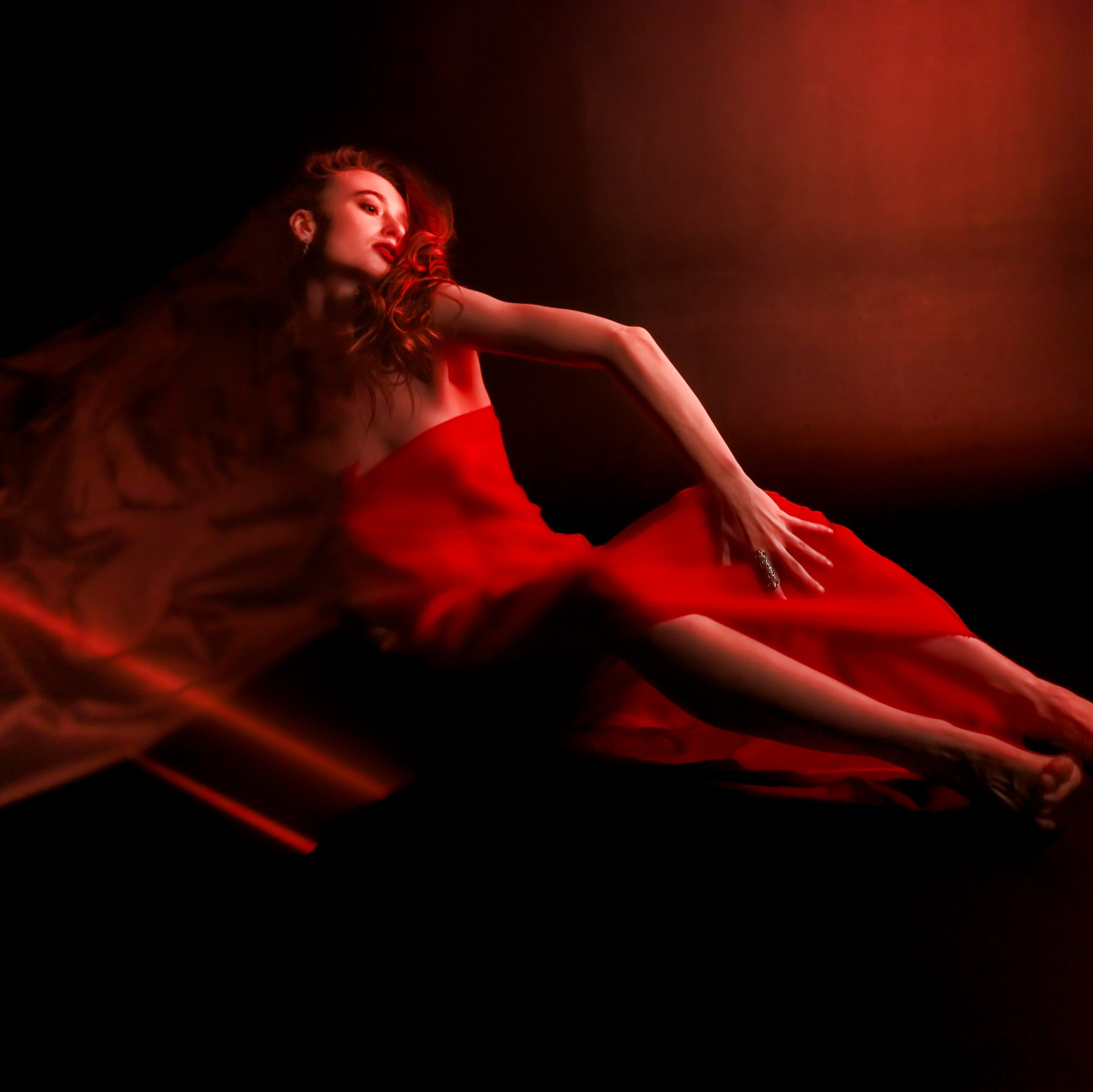 Стоимость съёмки. Арт фотограф Серафима Абельман в Москве