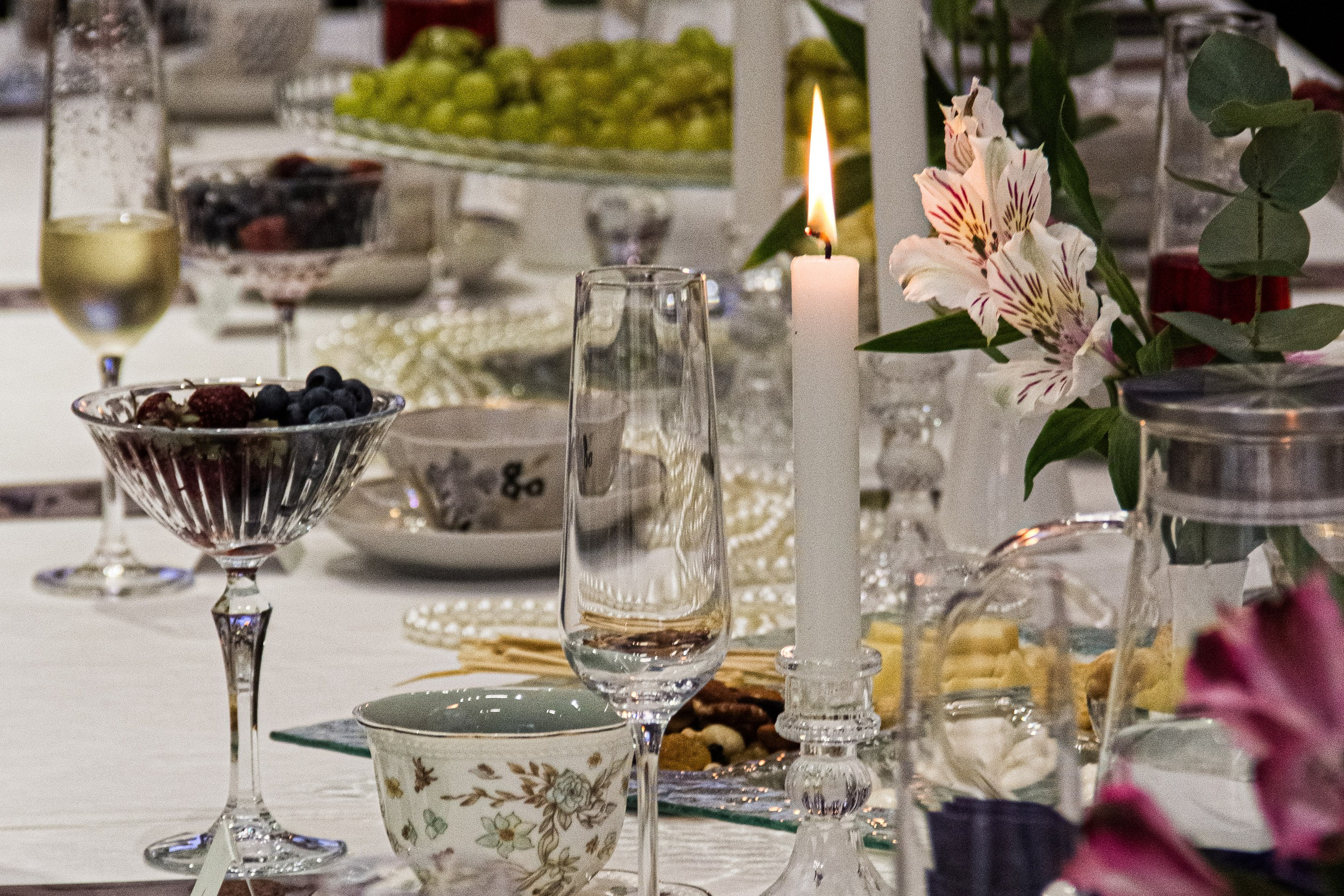 «Живой репортажный кадр с естественными эмоциями и динамикой события»