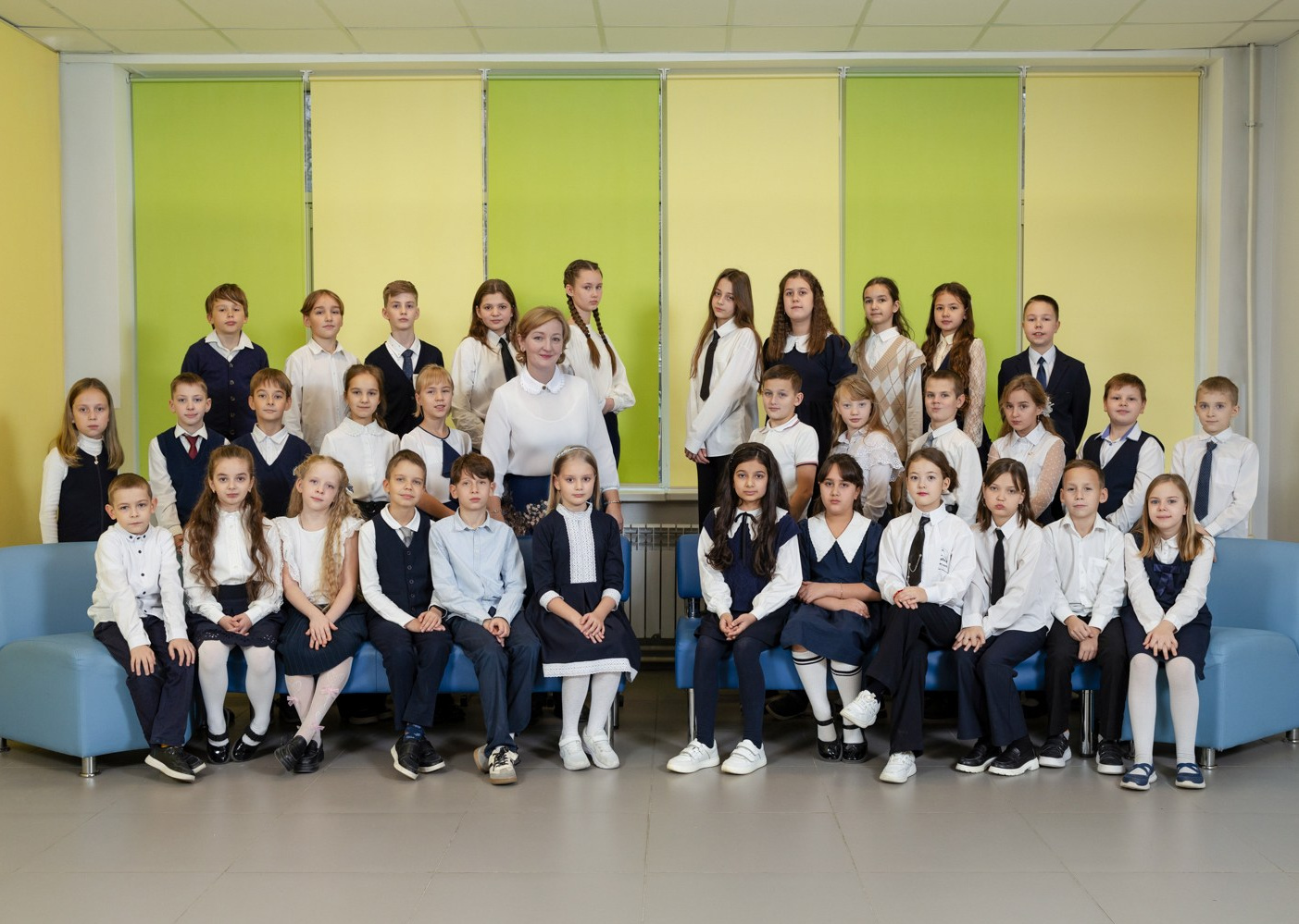 НШ_10. Выпускные альбомы в Москве