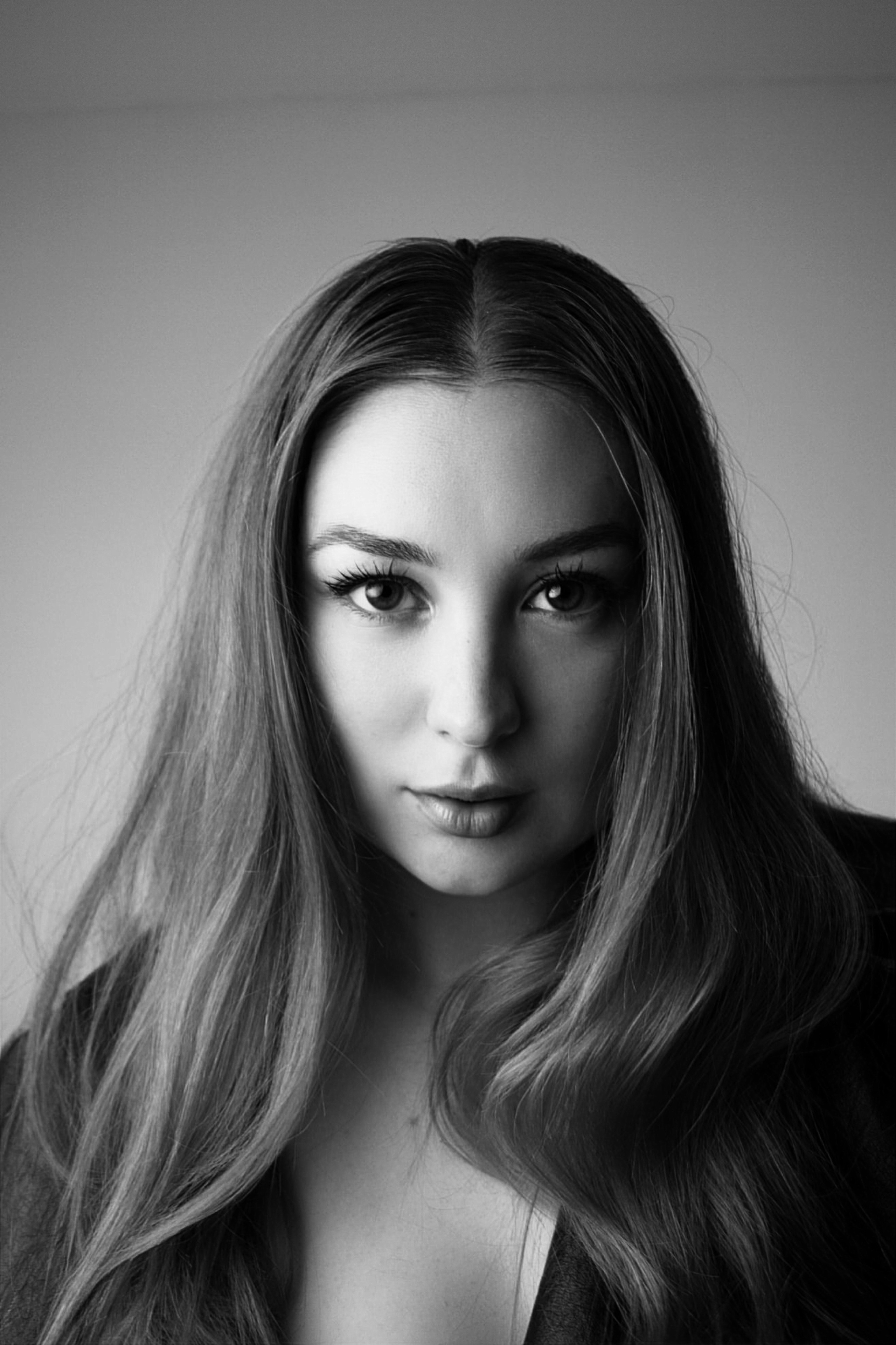 Контакты. Фотограф в Тюмени Екатерина Медведева