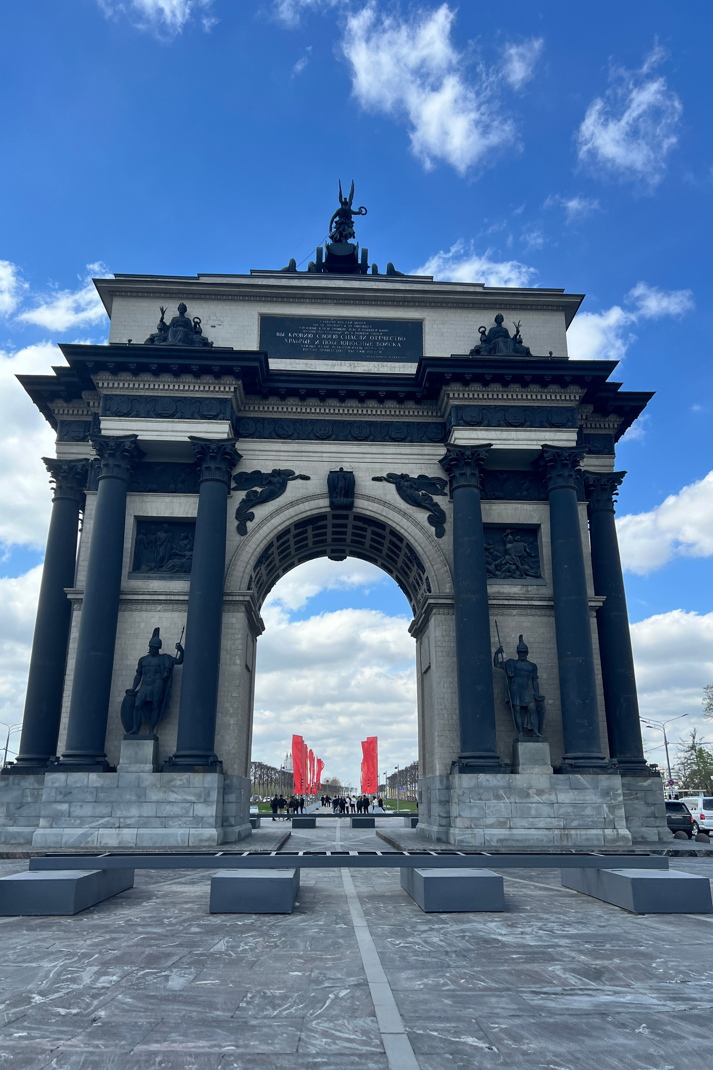 Экскурсии и фотосессии в Москве. П&П — Полезное с Приятным. Фотоэкскурсии — Москва на память. Экскурсовод и фотограф в Москве. Увези столицу в своём альбоме!