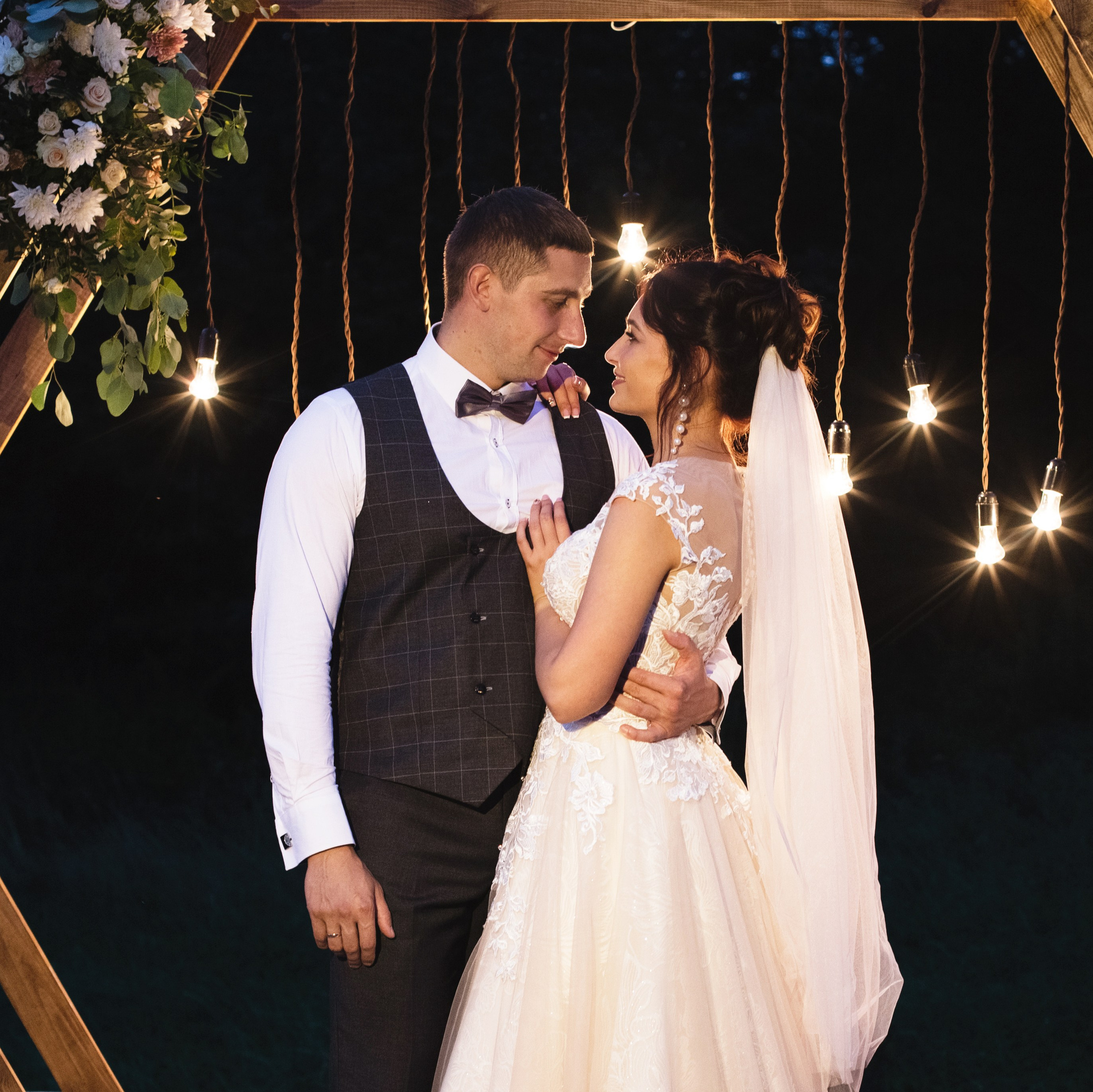 Стоимость услуг. Свадебный фотограф в Смоленске Анна Казакова. Свадебные фотосессии, лавстори (Love Story) и выездные съемки по всей России