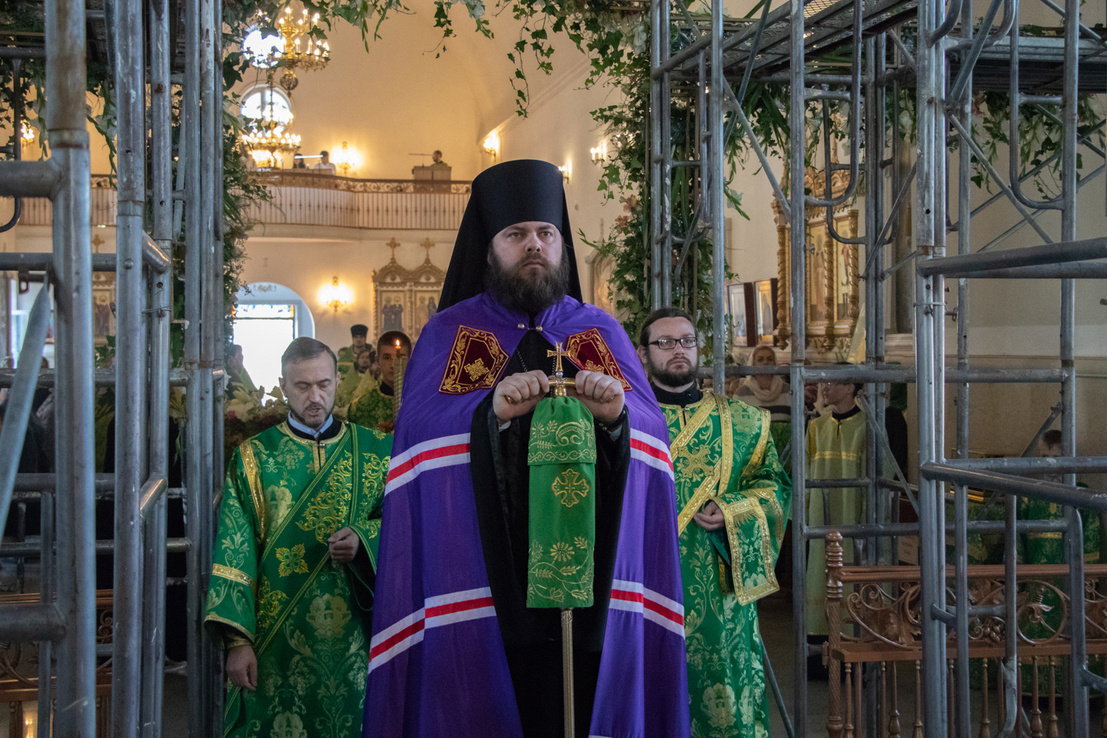 Как отличить священника от епископа. Фотограф на Крещение и Венчание в Ташкенте