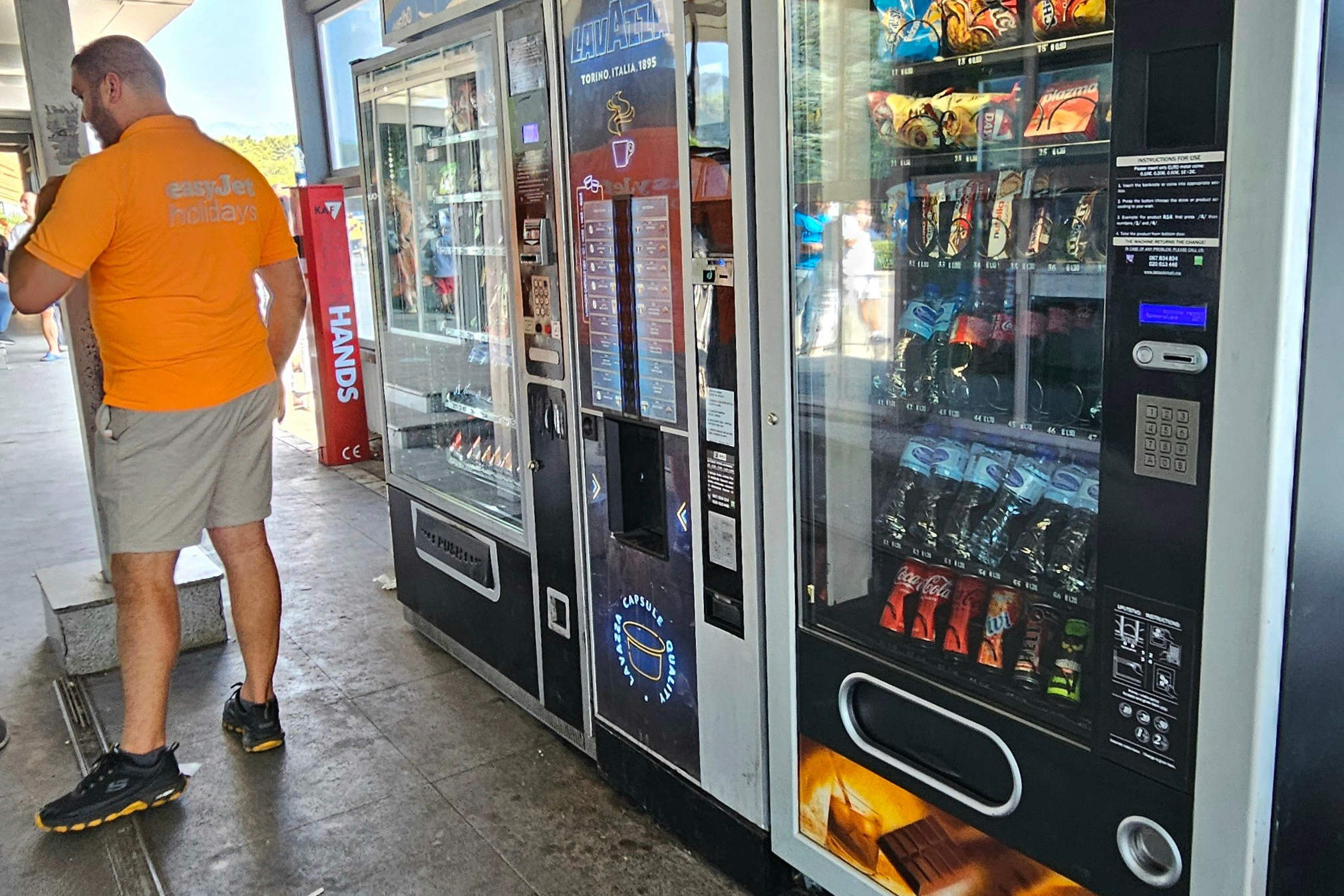 PMS at Tivat airport. Portrait photographer in Tivat Montenegro Katerina Kirsanova