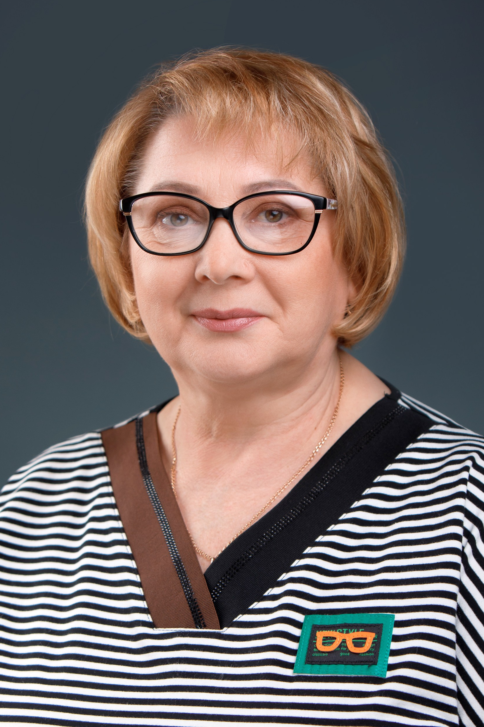 Школа № 10 | ПЕДАГОГИЧЕСКИЙ СОСТАВ. Свадебный, семейный и школьный фотограф в Сызрани Максим Баталов