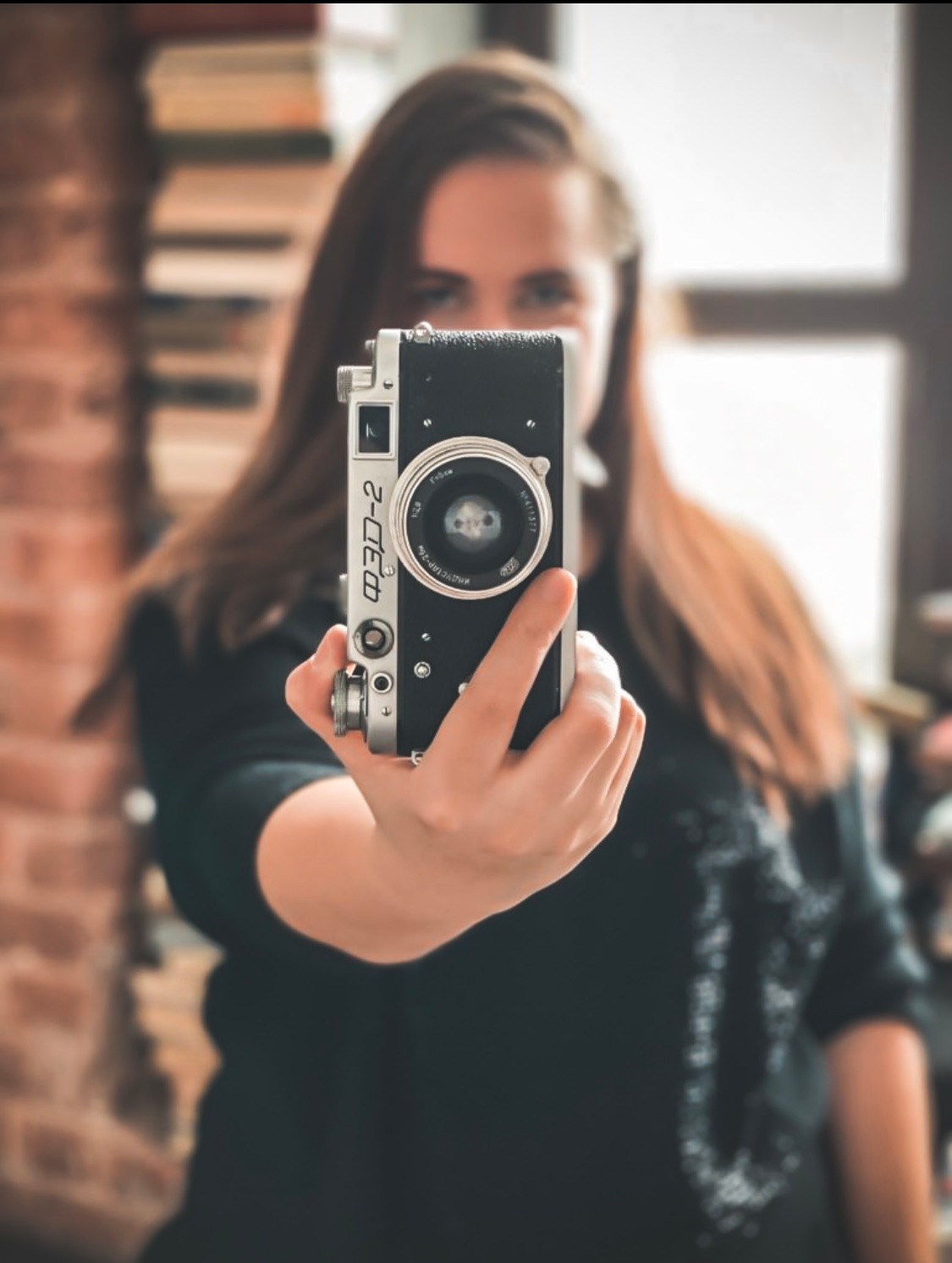 Контакты. Фотохудожник и видеограф в Москве Юденкова Алина