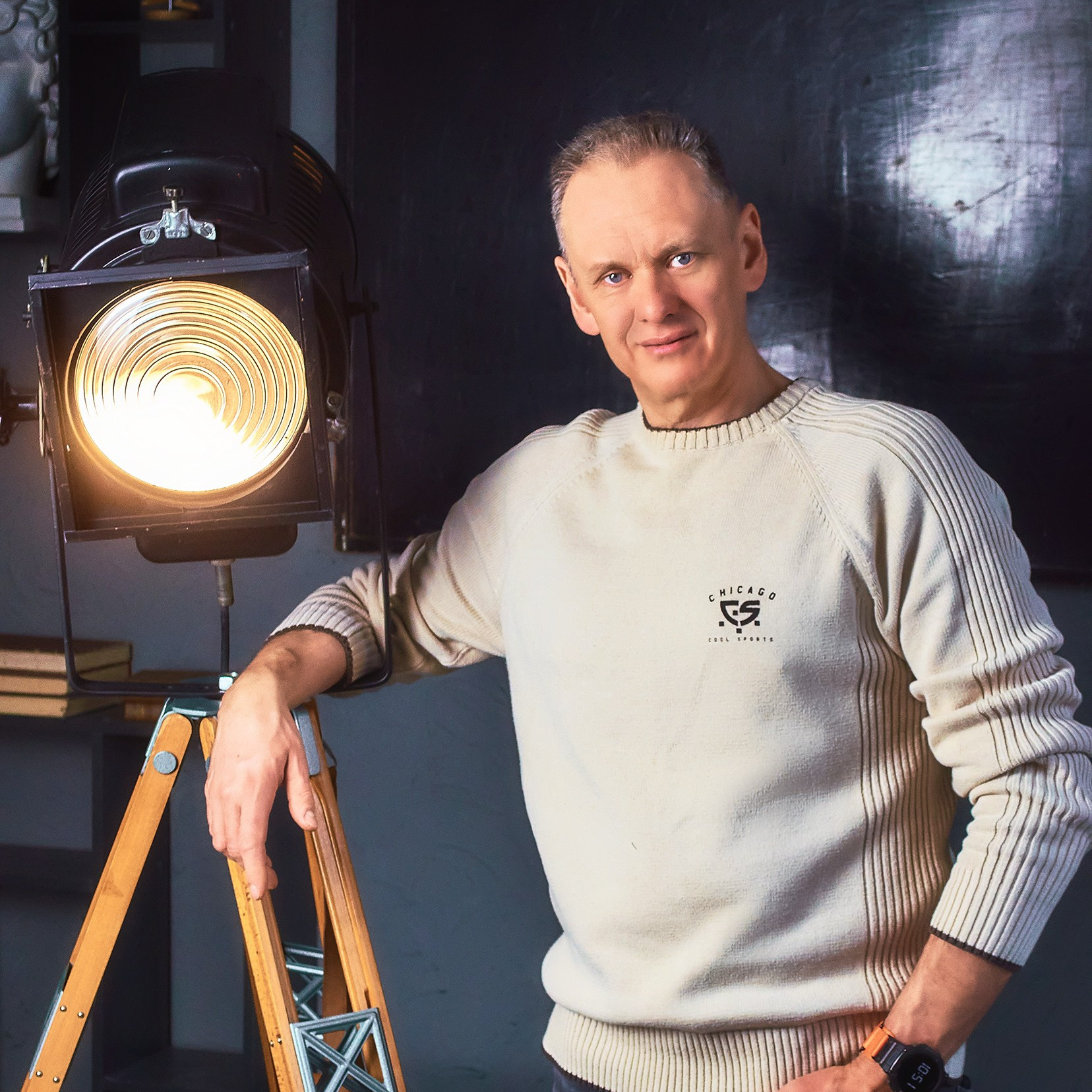 Контакты. Семейный портретный свадебный фотограф Дмитрий Тимченко. Студия / фото