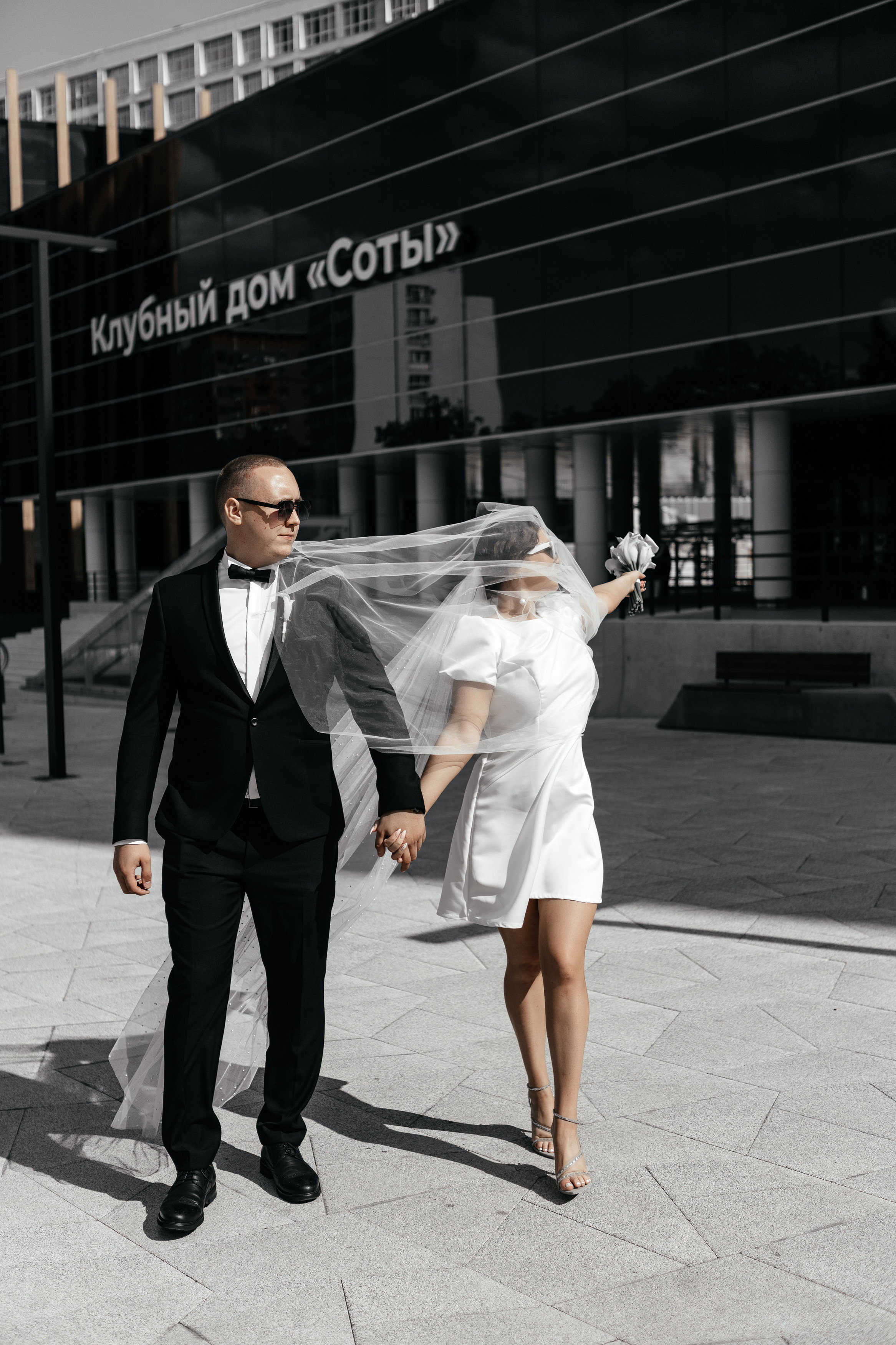 Свадебный фотограф Уфа — Руслан ГабдлисламовЖивые эмоции, красивые кадры, воспоминания на всю жизнь.Работаю по всей Республике Башкортоста. Свадебный фотограф Уфа Руслан Габдлисламов