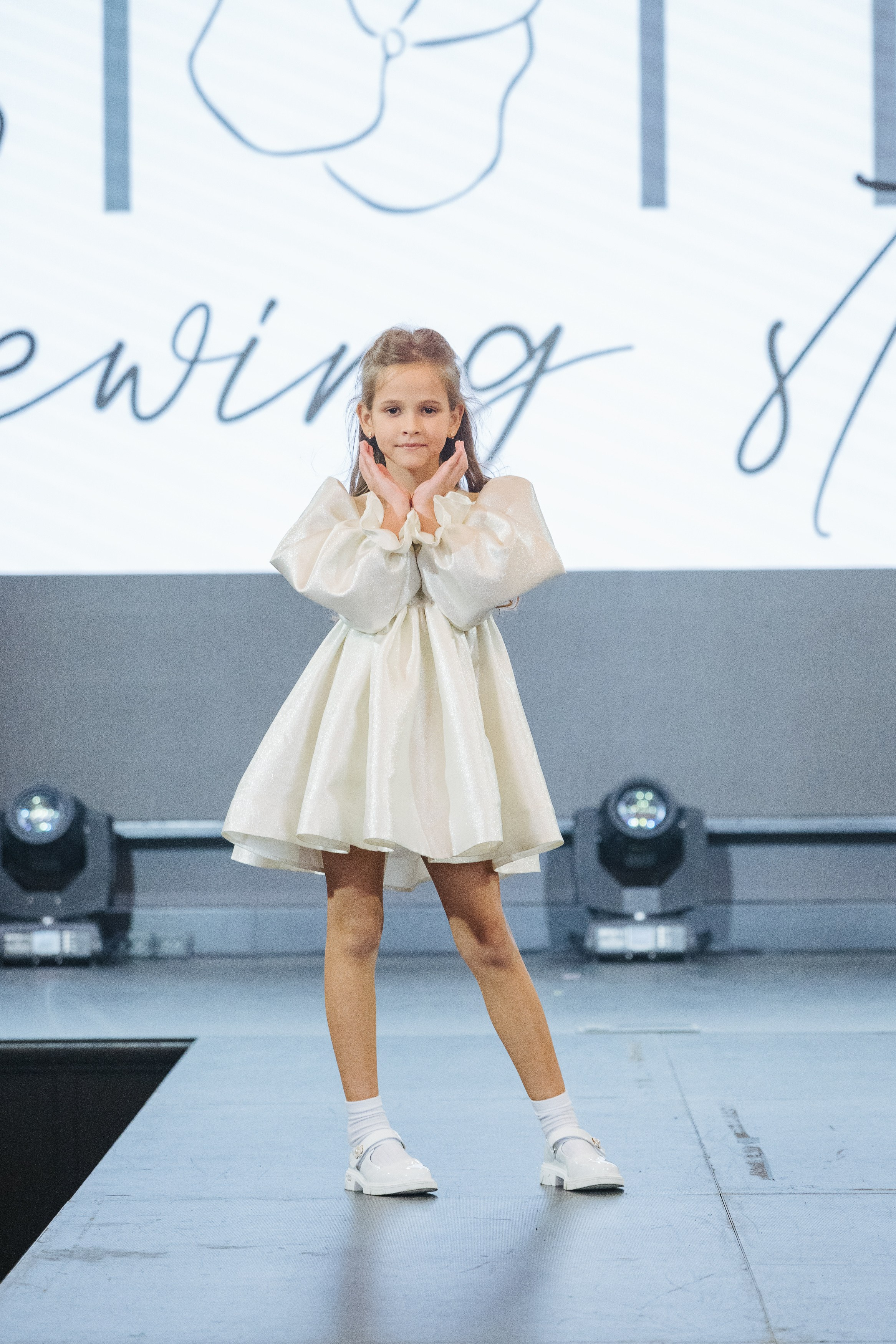 База моделей. Модельное Агентство Alma Model Management