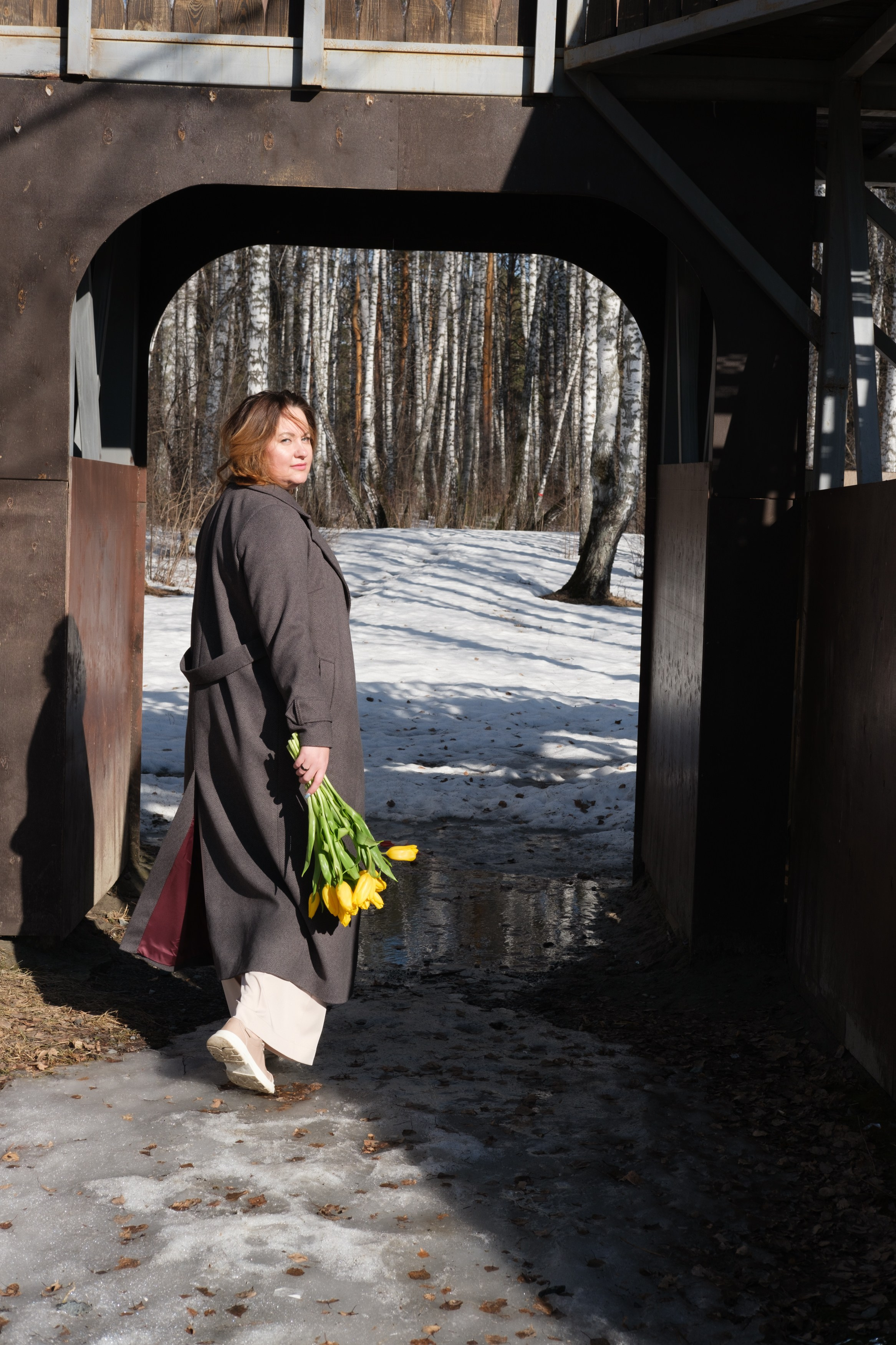 «Она несла в руках отвратительные, тревожные желтые цветы " Мастер и Маргарита М.Булгаков. Женский фотограф в Тюмени Наталья Фуртаева