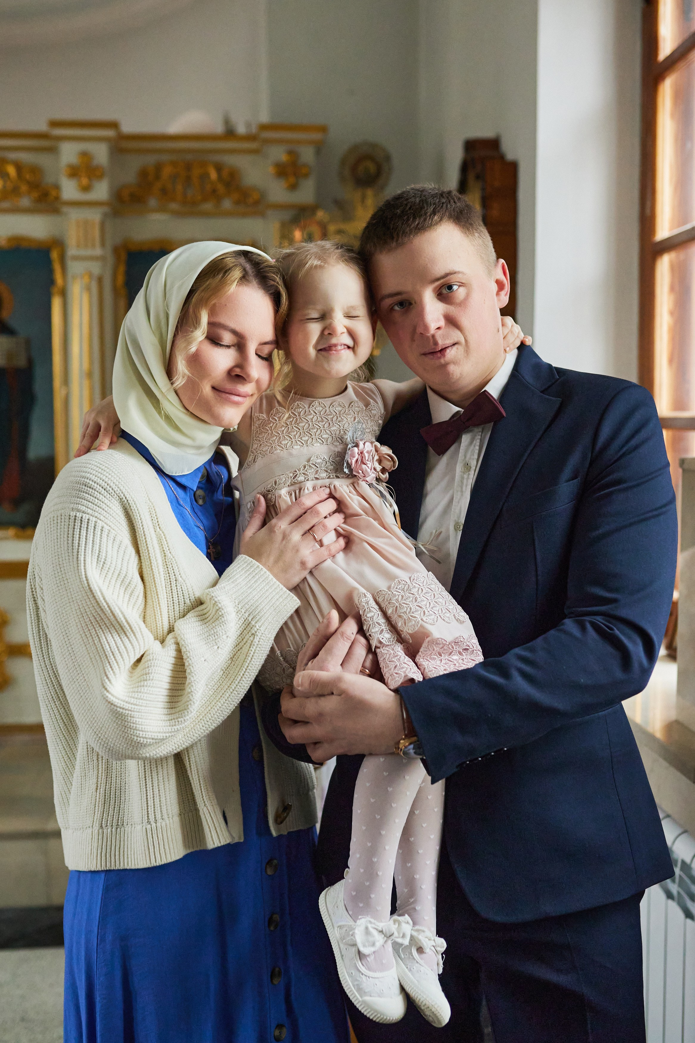 Эмоции родителей во время таинства крещения