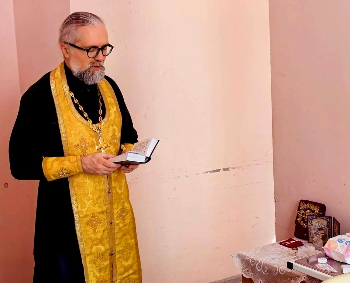 Клирик благочиния посетил больницу. Северное благочиние Саратовской епархии