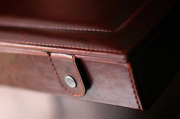 Аксессуары для хранения фотокниг. Фотограф Светозар Андреев