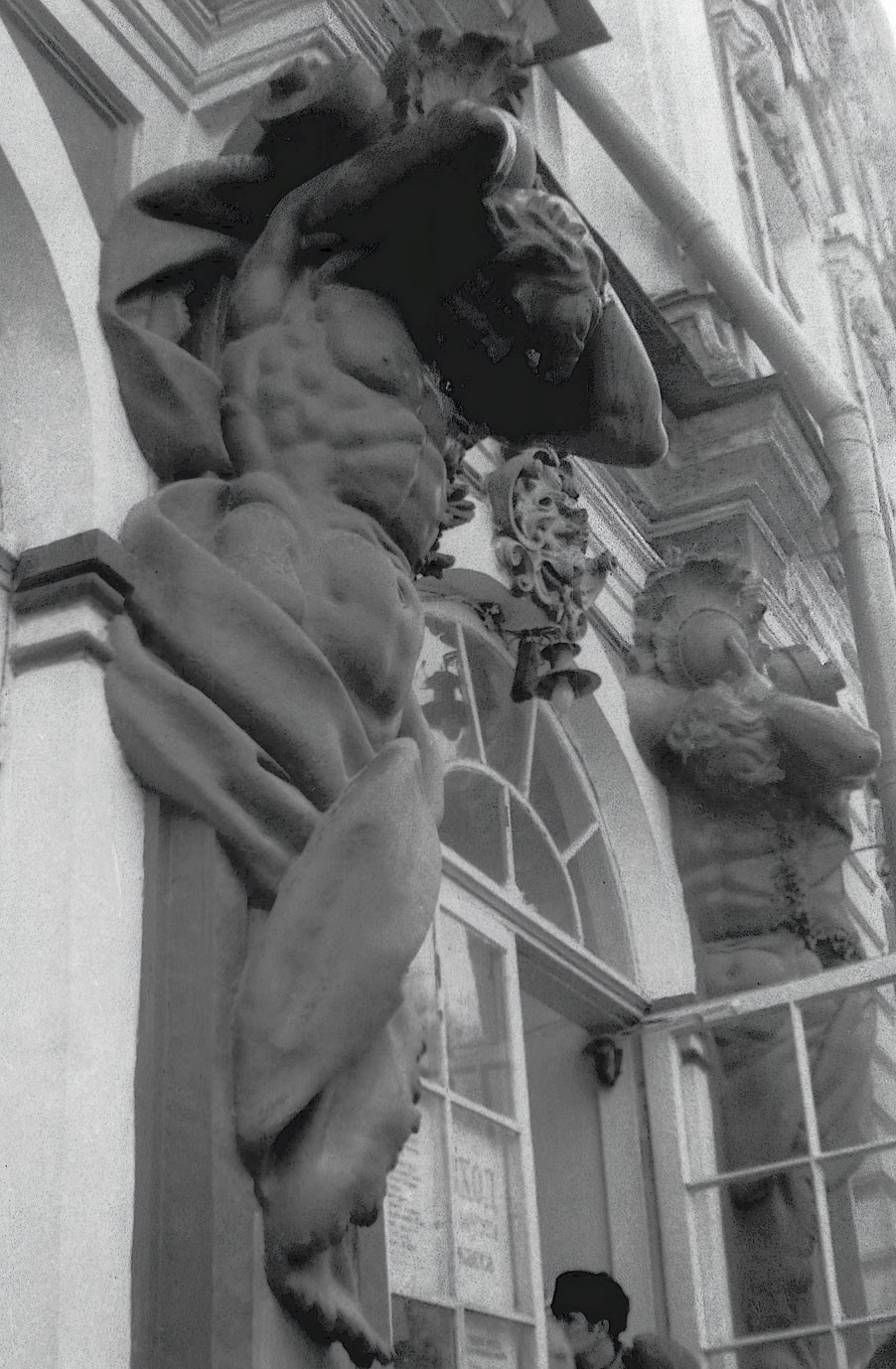 Открытие фотосайта и кадры 40-летней давности. НЕЙРО-АРТы Воеводова