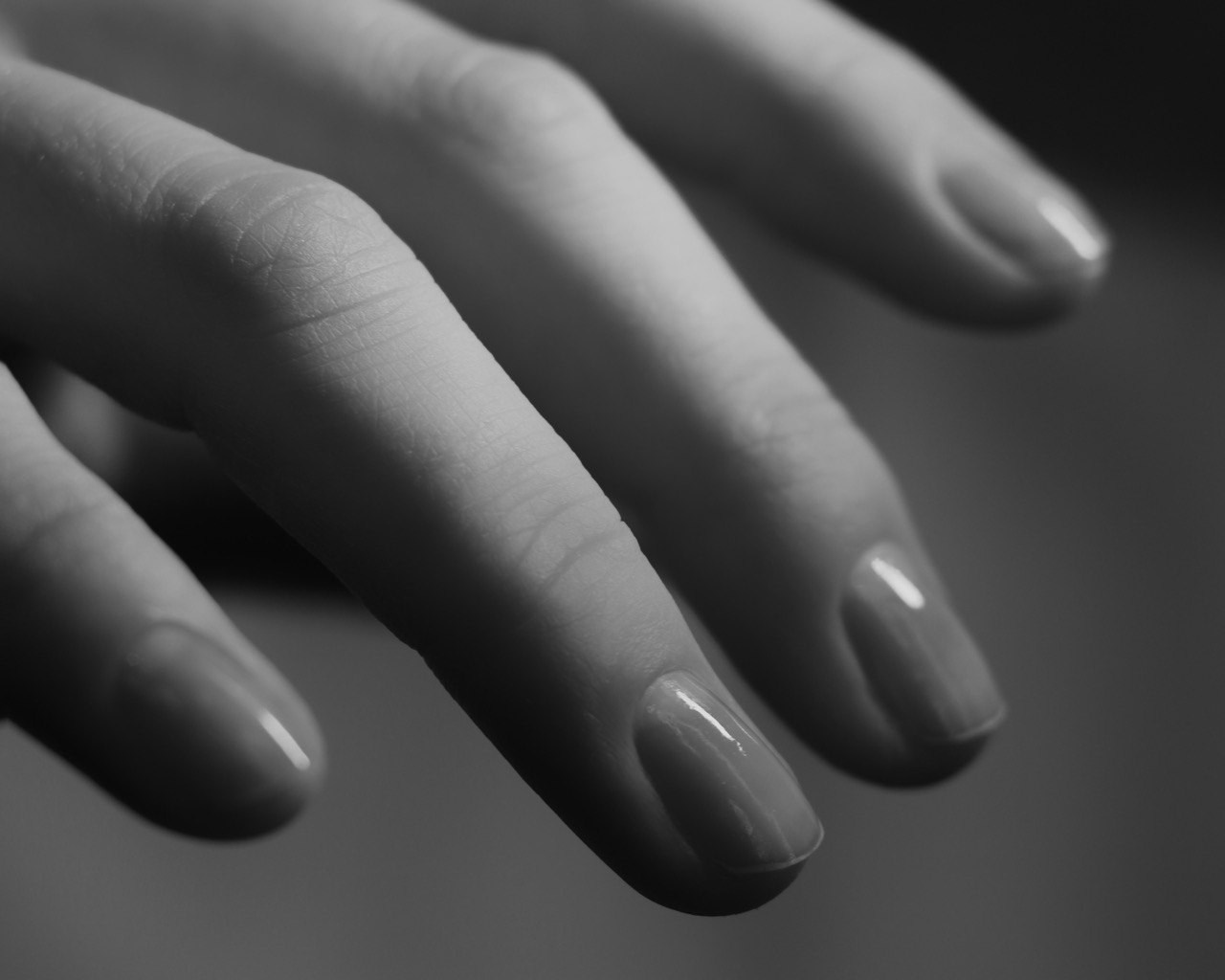 Услуги мастеров маникюра. Салон красоты Праvда в Москве