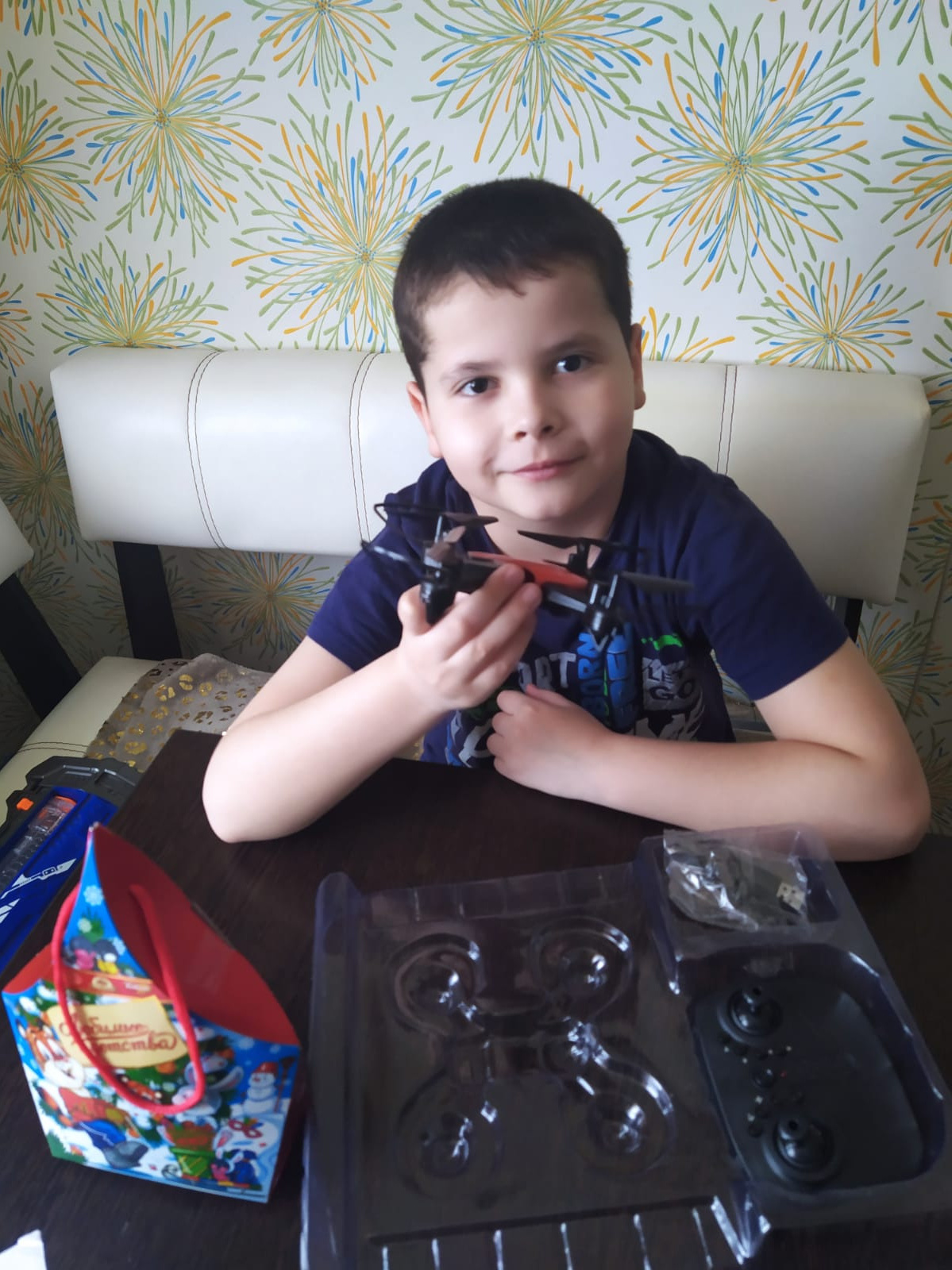 «Стань Дедом Морозом!». Фонд Мама