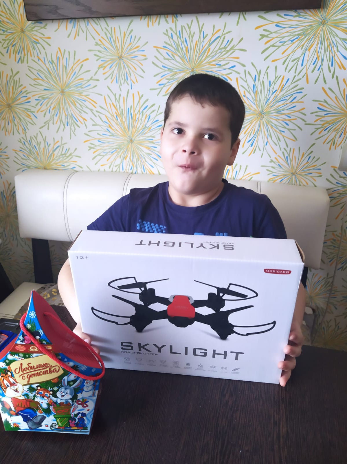 «Стань Дедом Морозом!». Фонд Мама