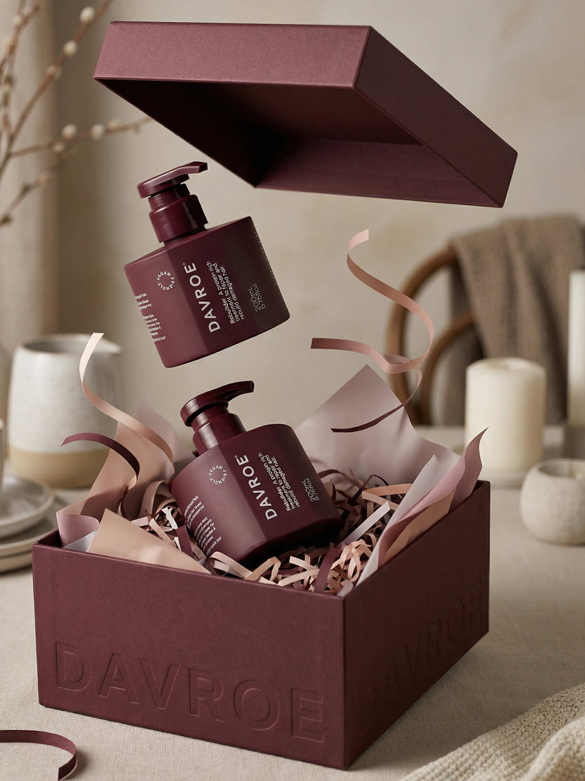 Парящие товары: универсальные промпты для product‑кадров. Нейрофотосессии и AI‑видео для брендов | AI фотограф