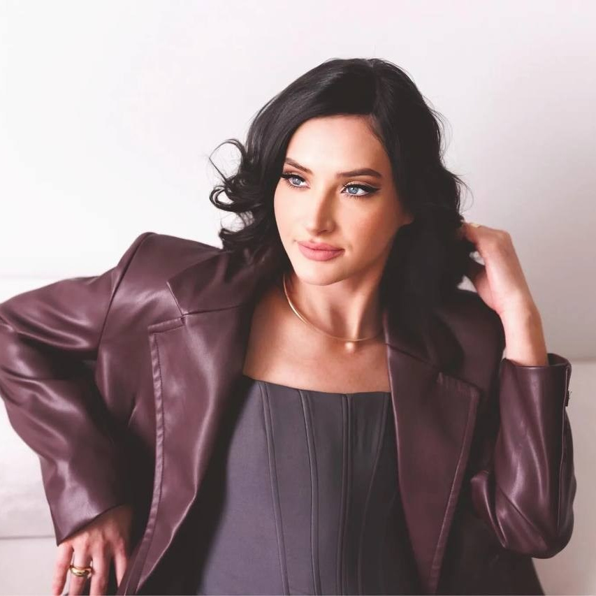 Контакты. Фотограф в Краснодаре Милана