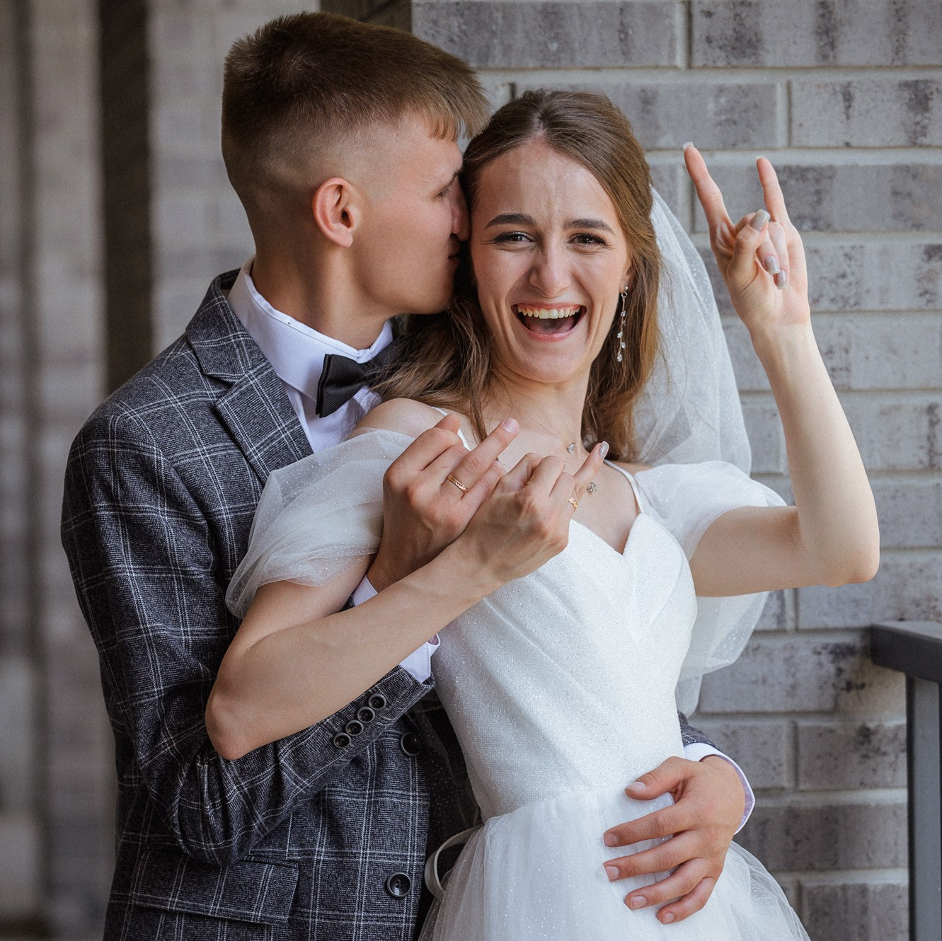 Почасовая свадебная фотосъёмка, фотограф на свадьбу почасовая оплата Фотограф Саша Кё. Свадебный, семейный и event фотограф в Новосибирске и Новосибирской области Саша Кё