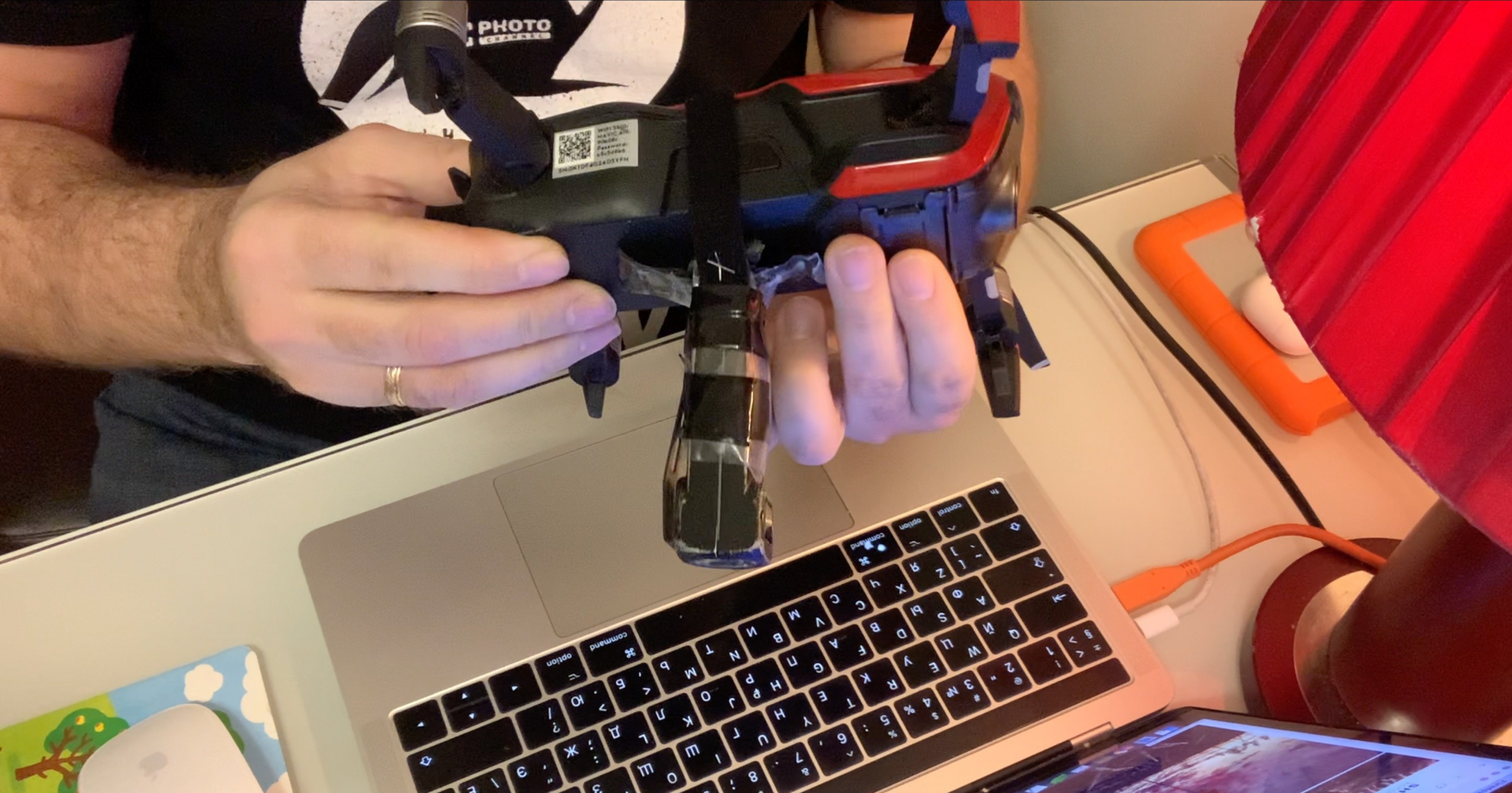 Фонарь на дрон. Фотограф Константин Шамин