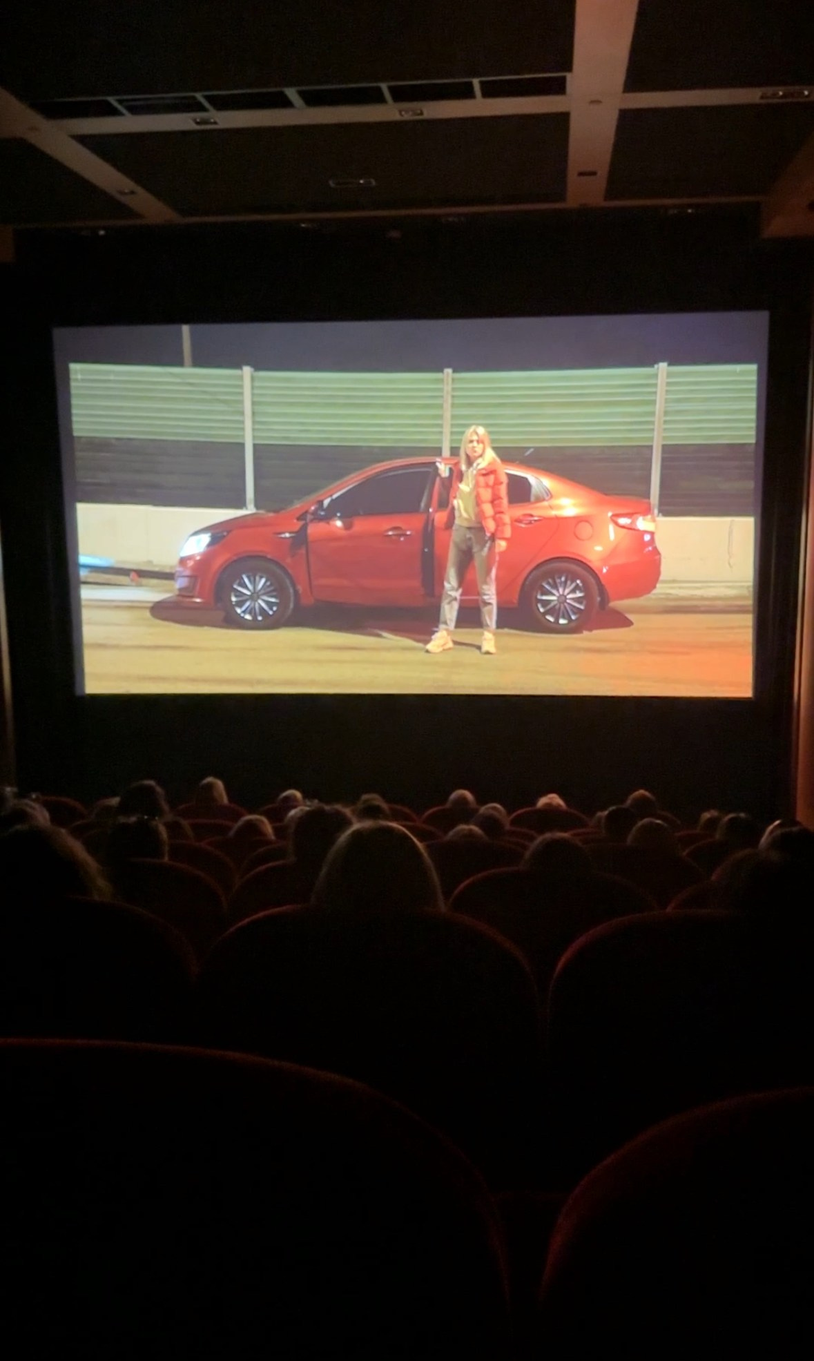 Обо мне. Видеограф и рилс-продюсер в Самаре Ковалева Ксю