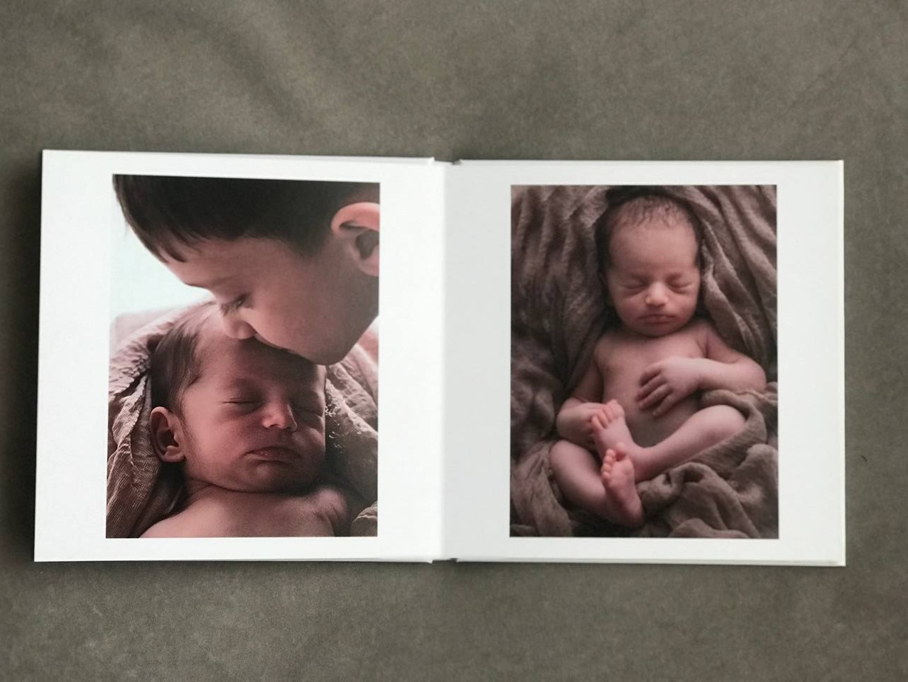 Фотокниги Приморкий край. Глеб. Фотограф новорожденных (ньюборн) в г. Уссурийске Приморский край Ирина Губанова