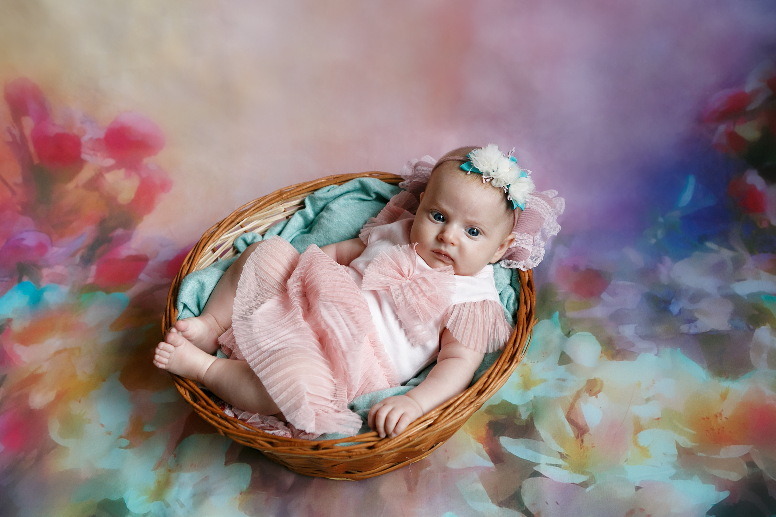 Фотограф Наталья Стаг в Омске. Фотографирую в разных стилях в разных студиях, а так же в школах и садах. Печатаю выпускные фотоальбомы