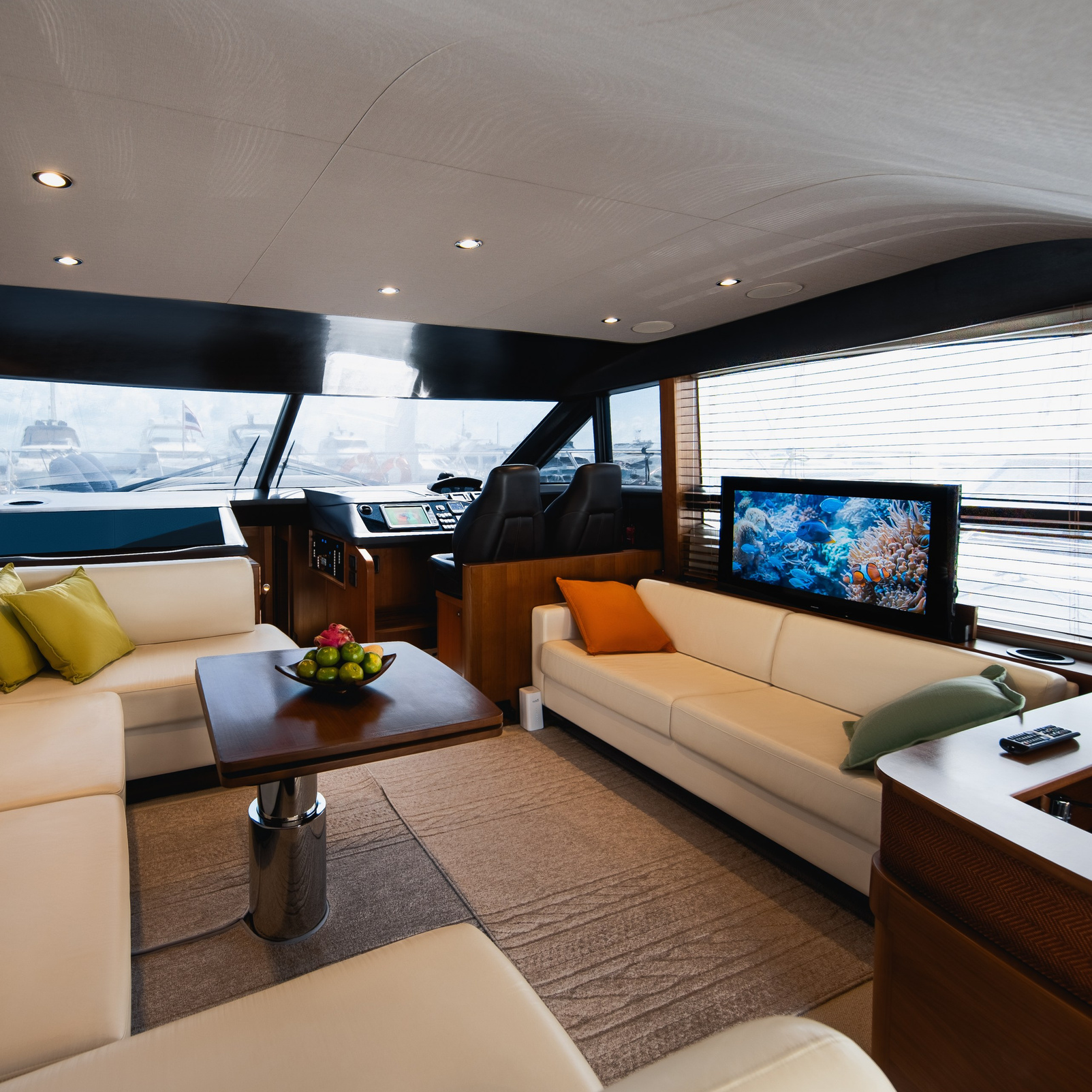 Videography in Phuket — Stories for Your Business and Personal Life. Yan Dolmatov — Photographer, Videographer, and Producer in Phuket