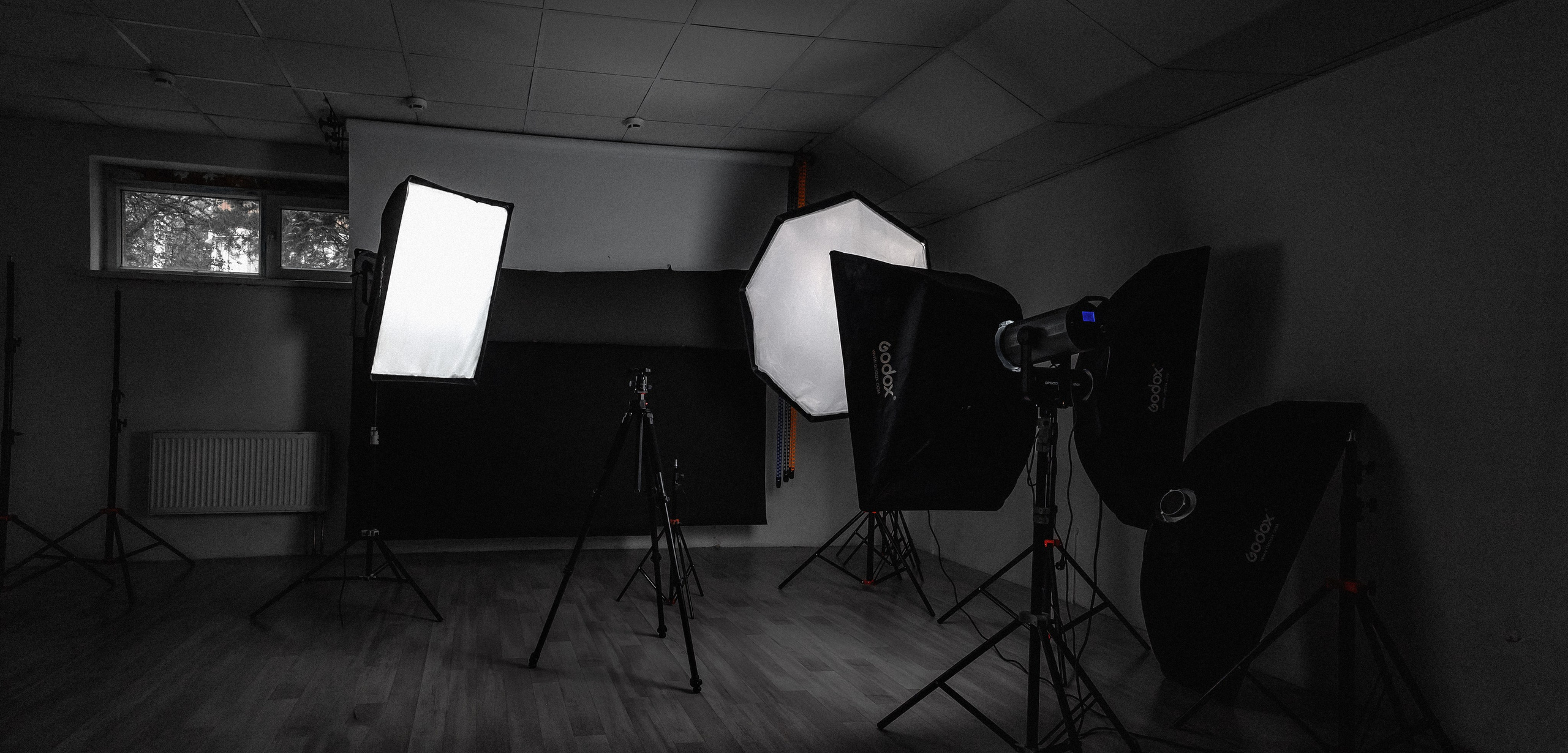 Контакты. Предметный фотограф в Краснодаре Вера Капитанова. Предметная съёмка