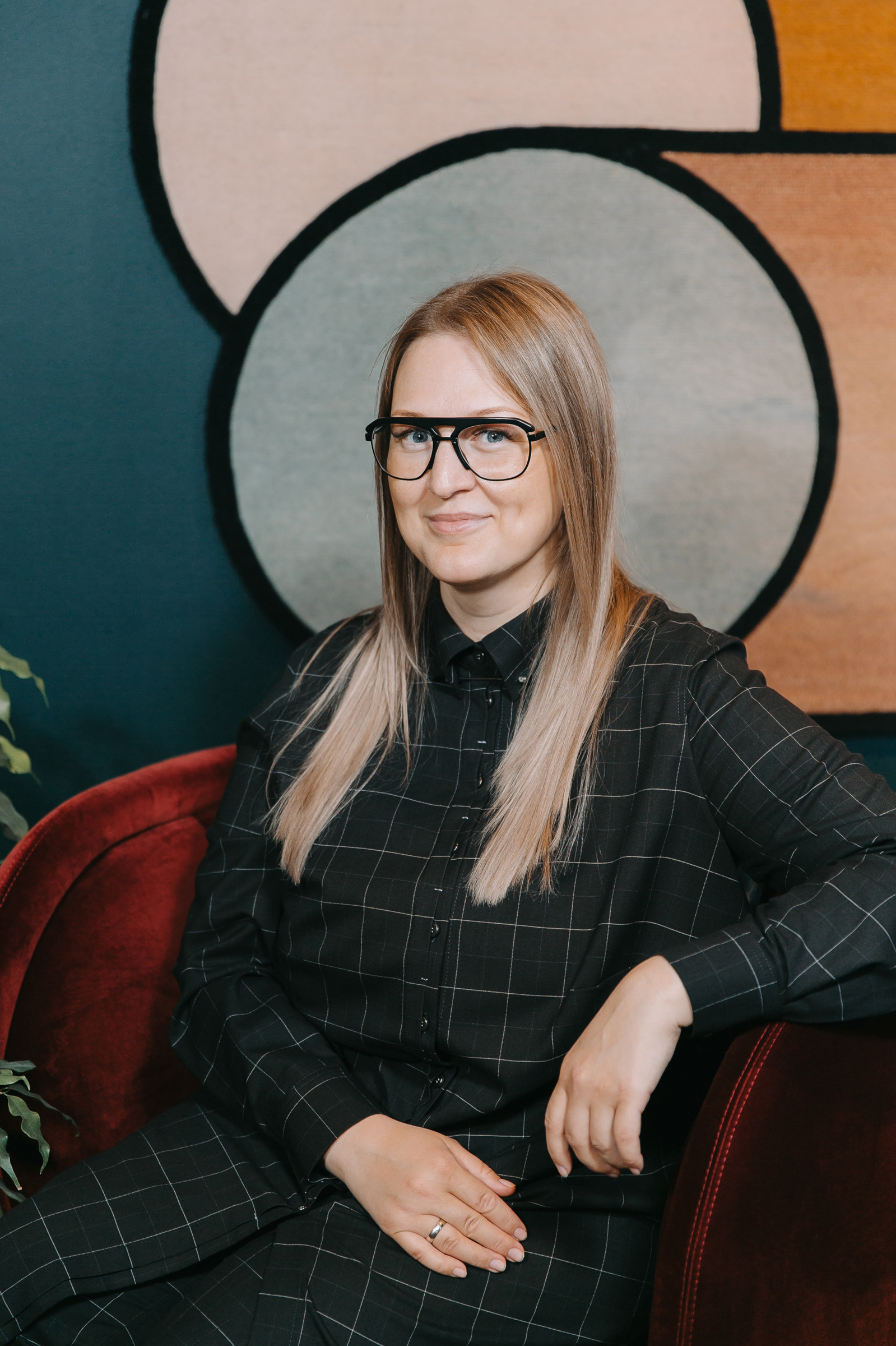 Icon showroom. Elizarova Design Studio