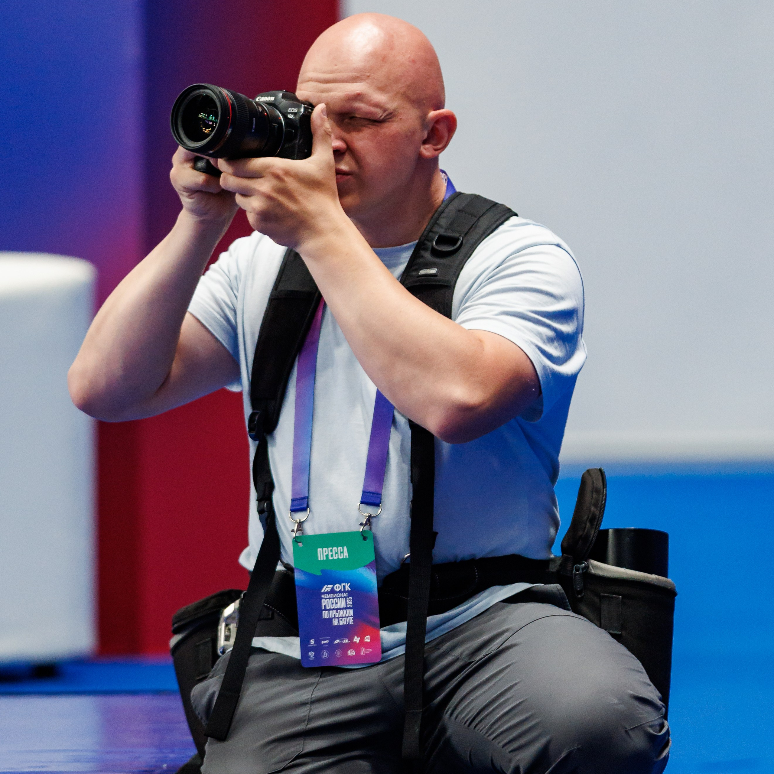 Контакты. Спортивный и репортажный фотограф в Екатеринбурге Артём Арафаилов