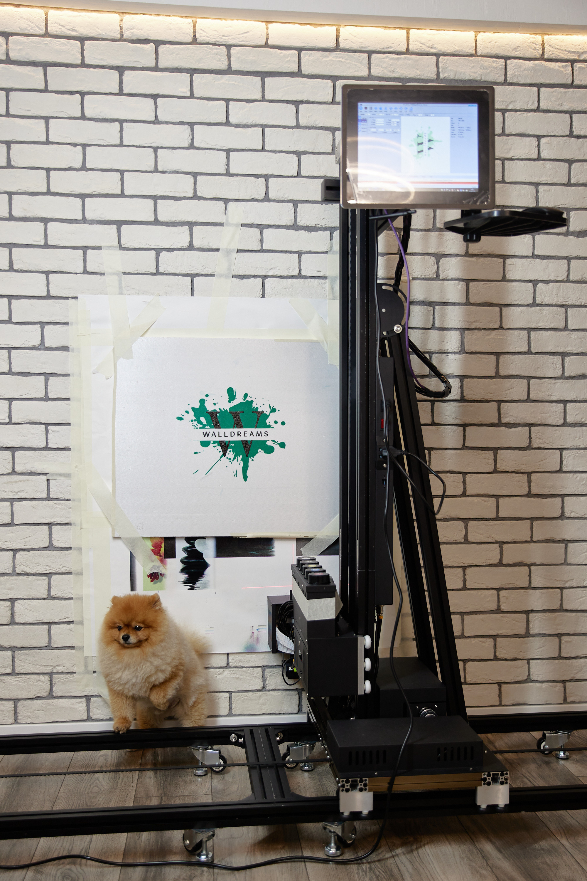 Успешная сборка оборудования. ПЕЧАТЬ НА СТЕНАХ ЕКАТЕРИНБУРГ