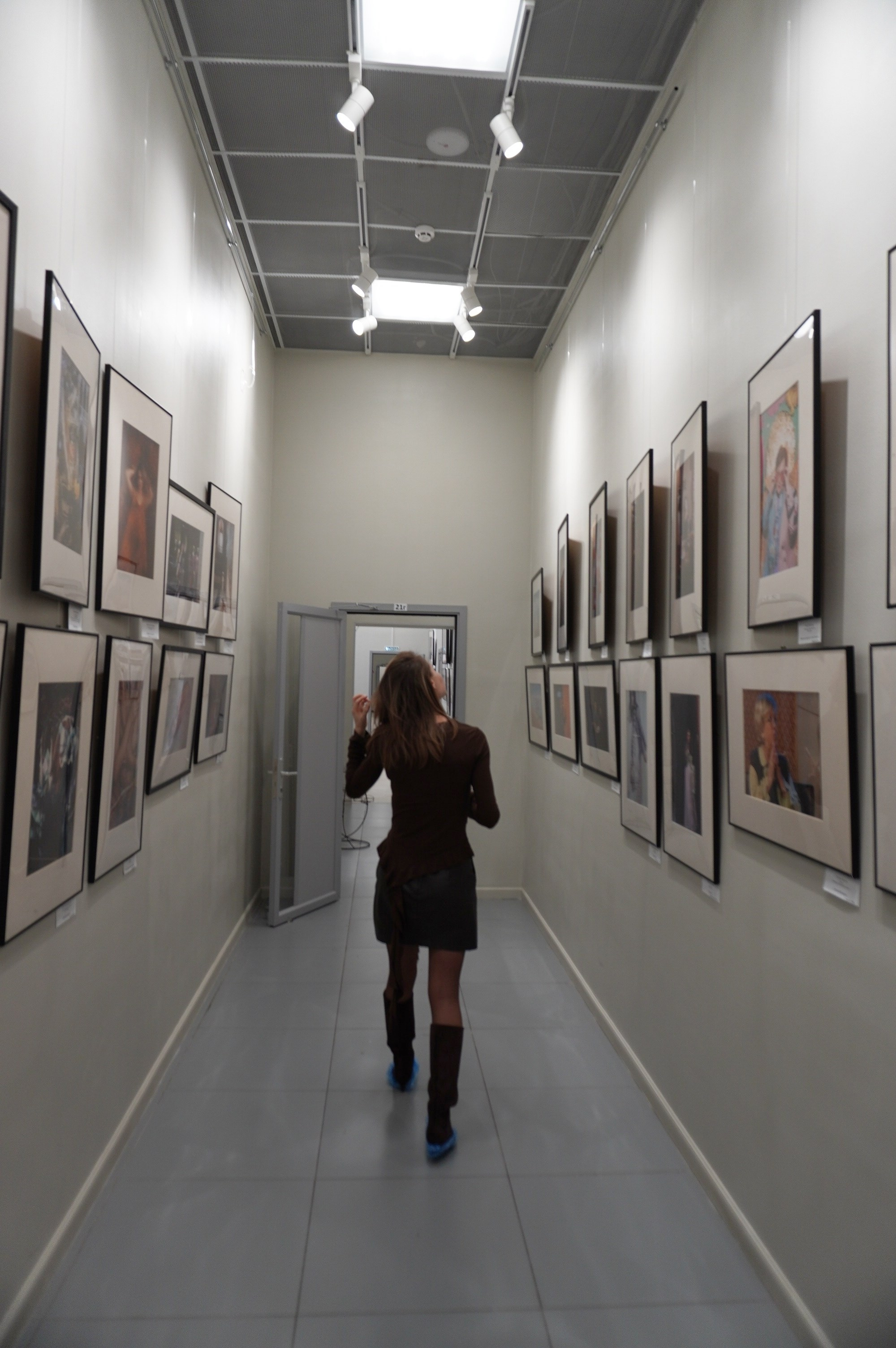 Женские Метаморфозы выставка в библиотеке 29. Дударева Наталия фотограф Москва