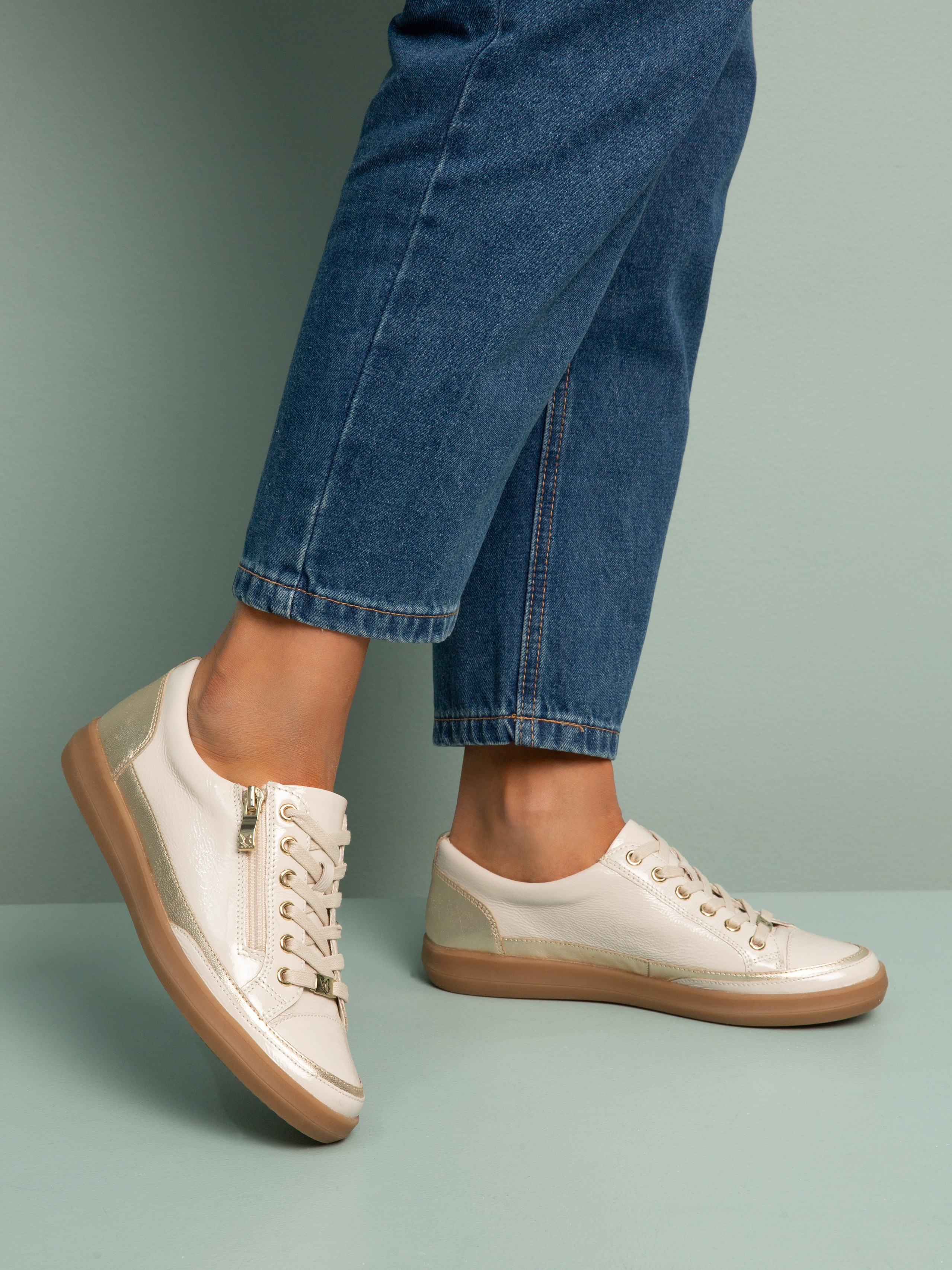 Рекламный фотограф в Москве Егор Гончаров