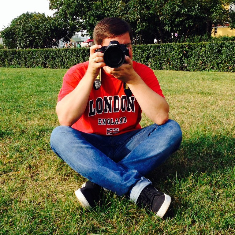 Контакты фотографа, обратная связь. Cвадебный фотограф в Москве и Московской области Юрий Мисиюк